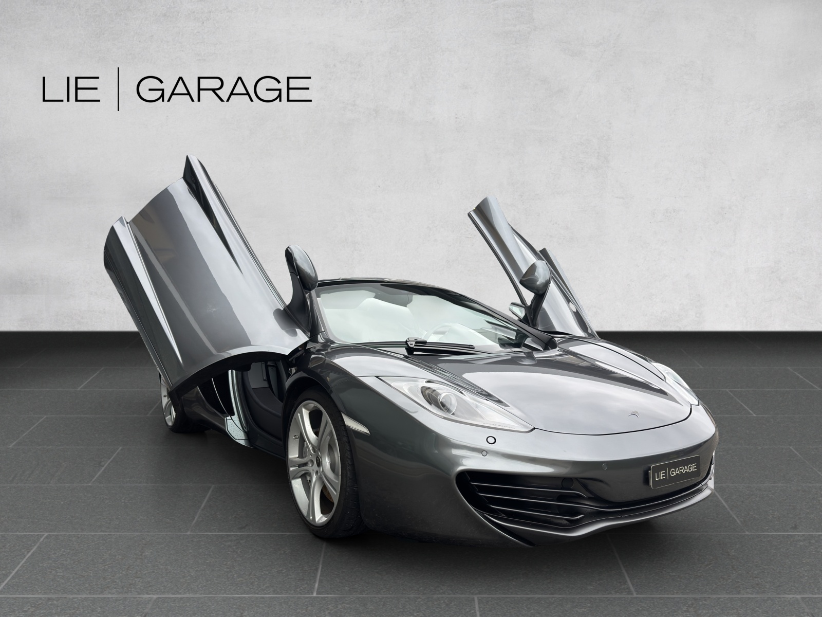McLAREN MP4-12C SPIDER