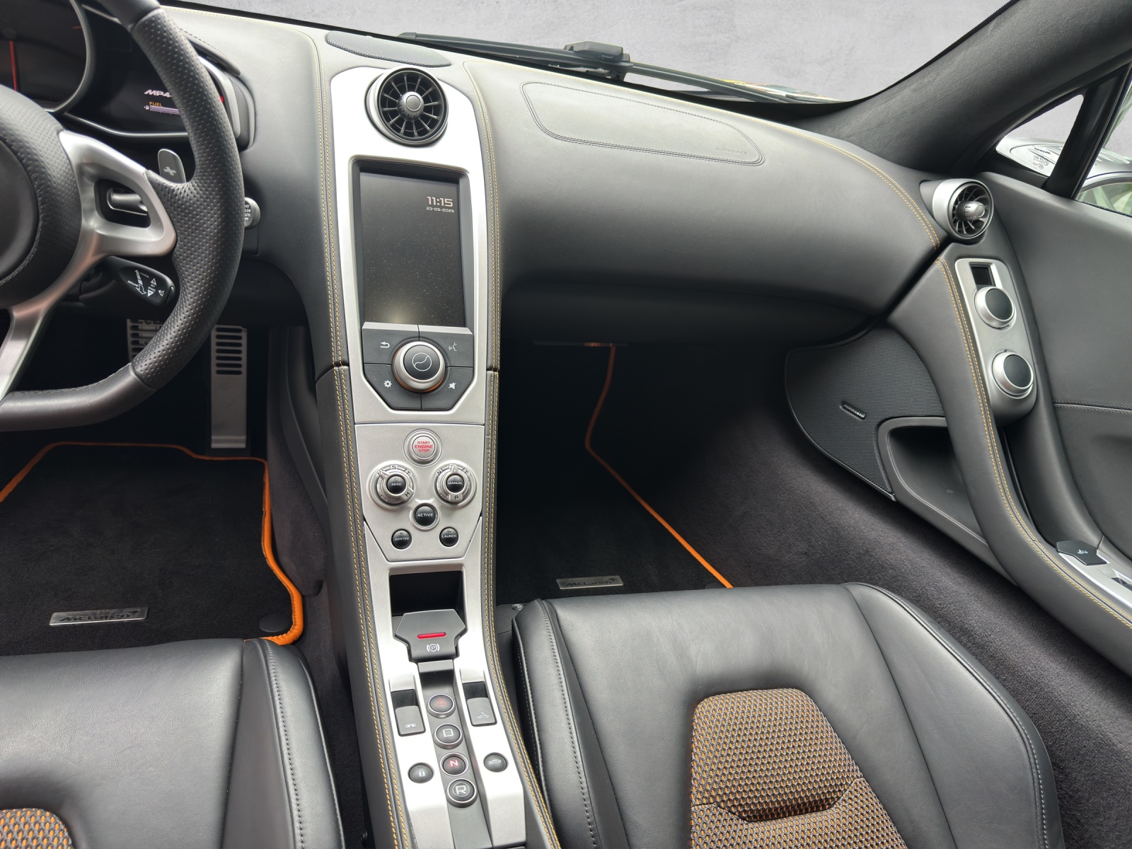 McLAREN MP4-12C SPIDER-image-8