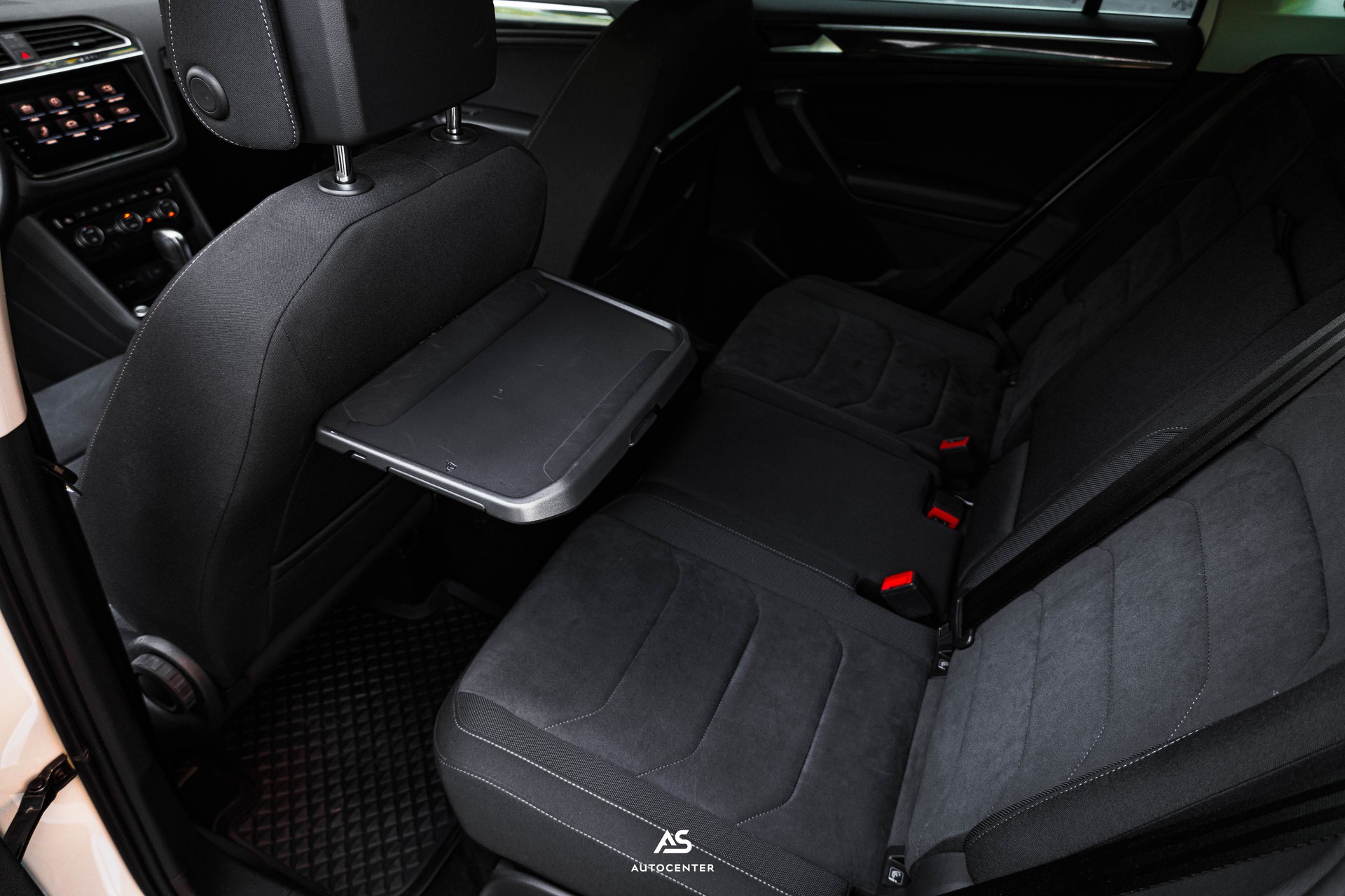 VW Tiguan 2.0TSI Highline 4Motion DSG (CH) Massage | HeadUp | 360° | Full-showroom-element-3