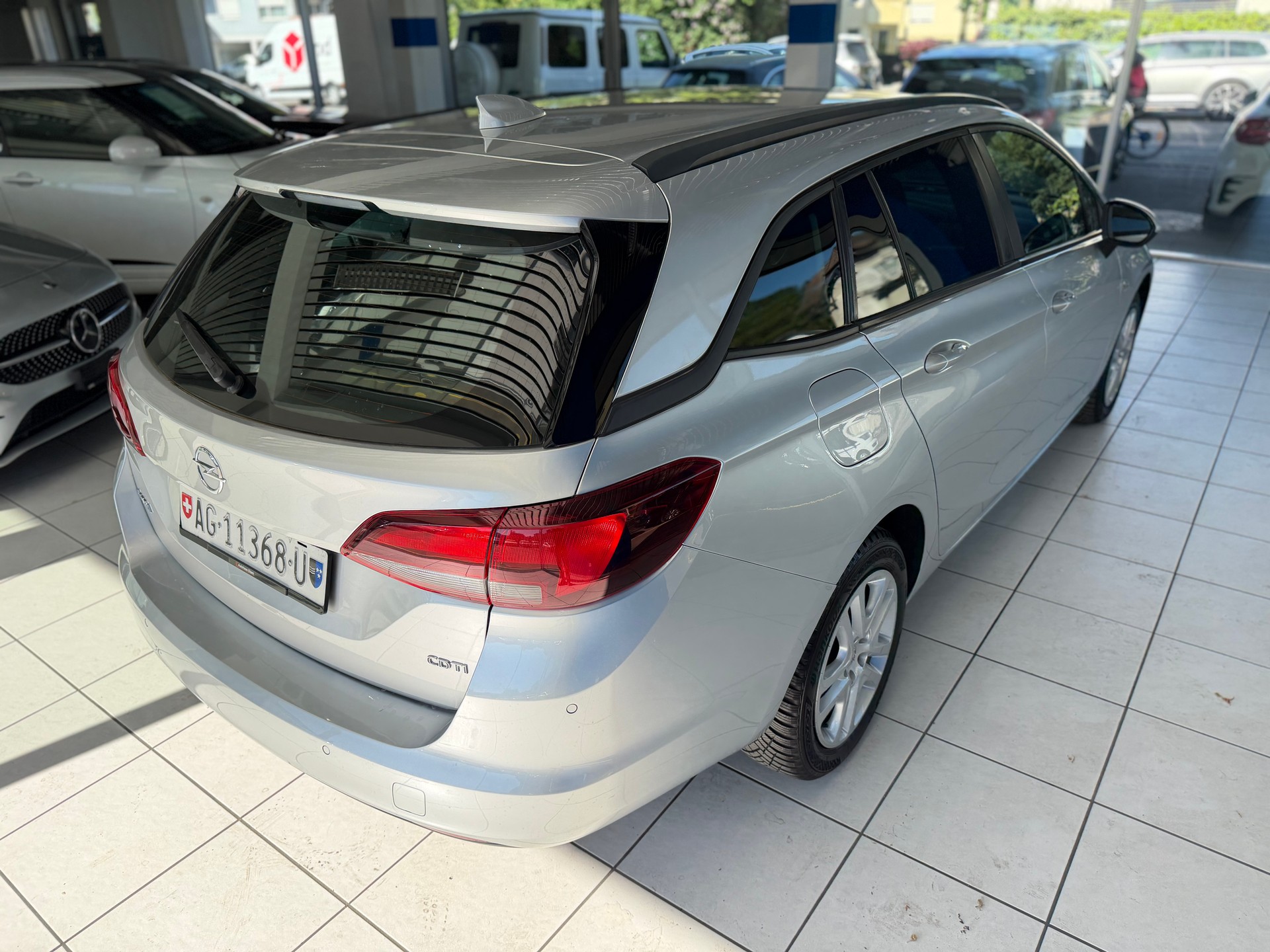 OPEL Astra Sports Tourer 1.6 CDTi ecoF Dynamic Automat-image-4