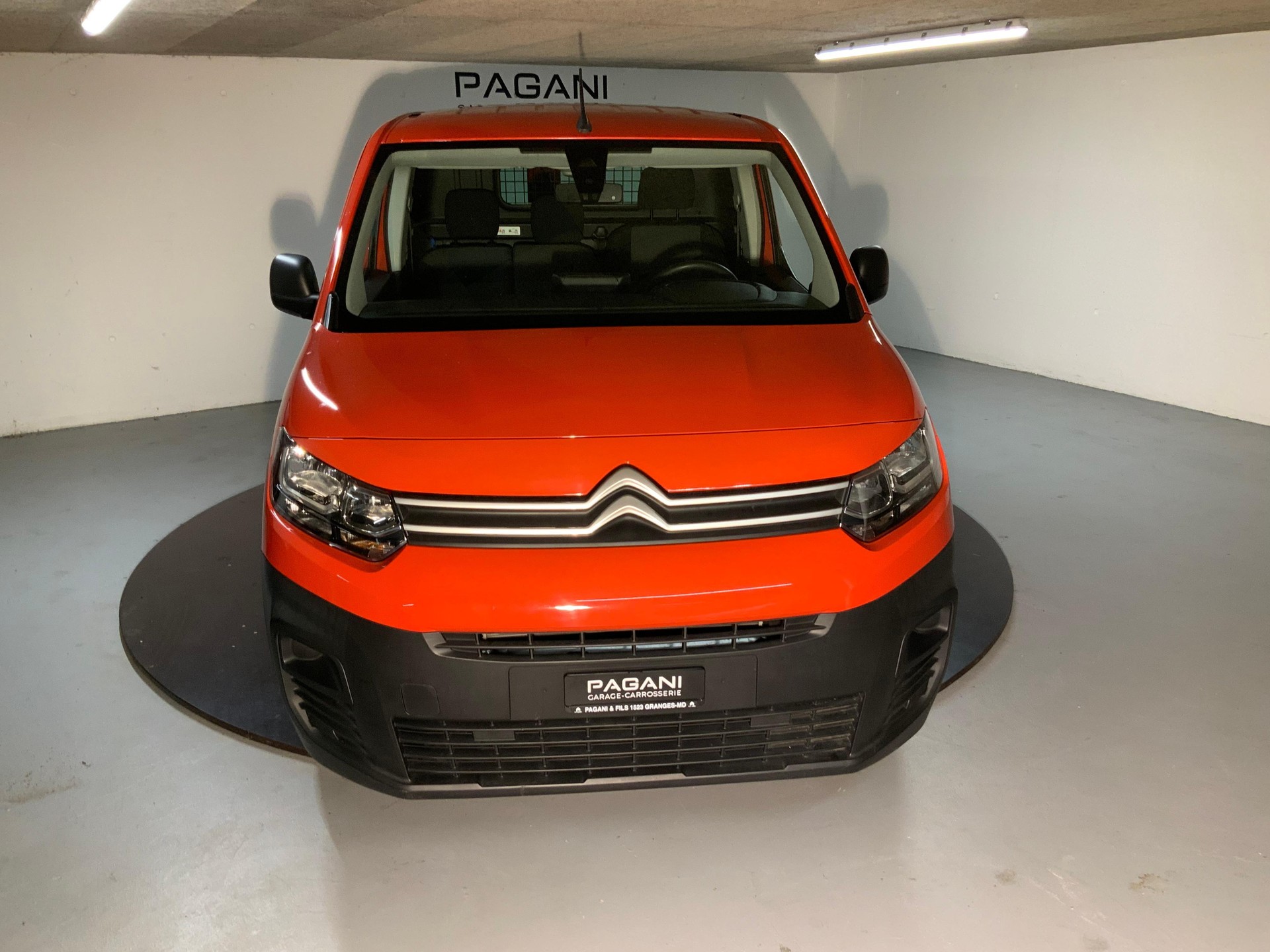 CITROEN Berlingo 650 M 1.2 PureTech 110 Swiss Edition S/S-image-10