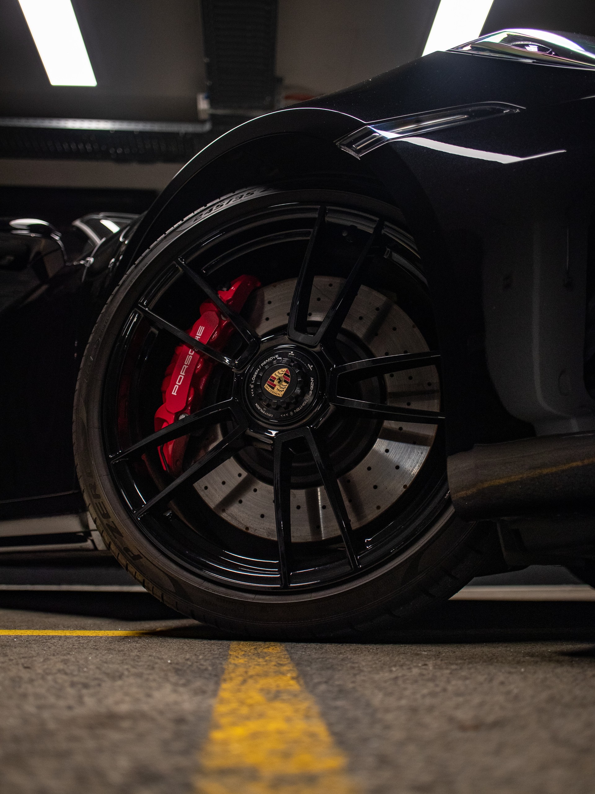 PORSCHE 911 Carrera 4 GTS Cabriolet PDK-image-11