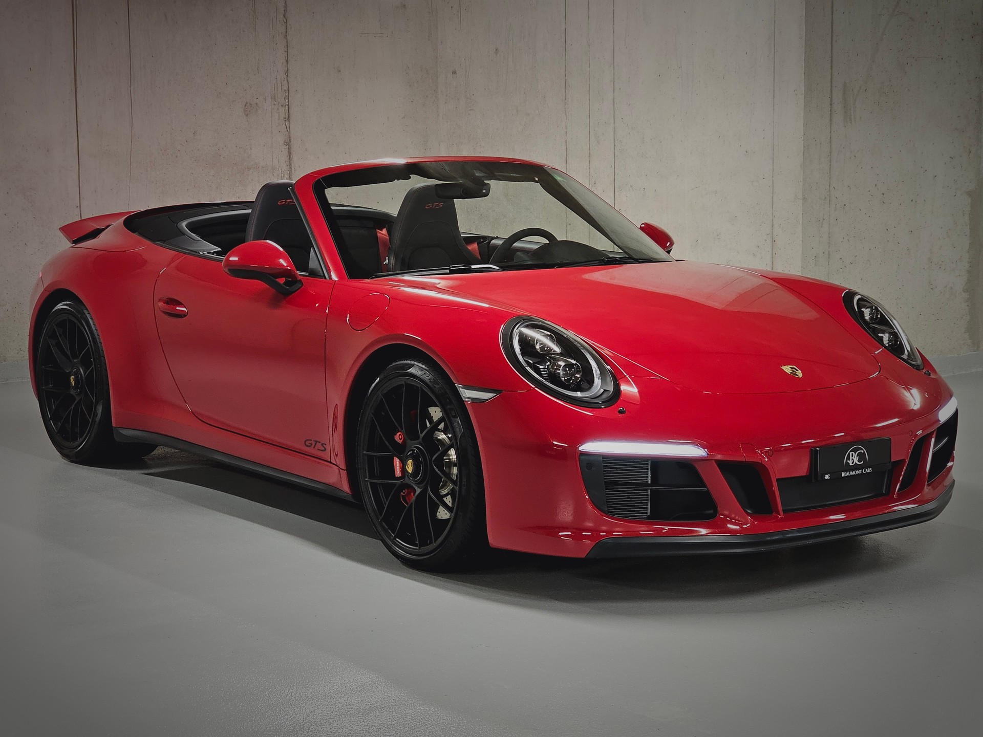 PORSCHE 911 Carrera 4 GTS Cabrio PDK-image-15