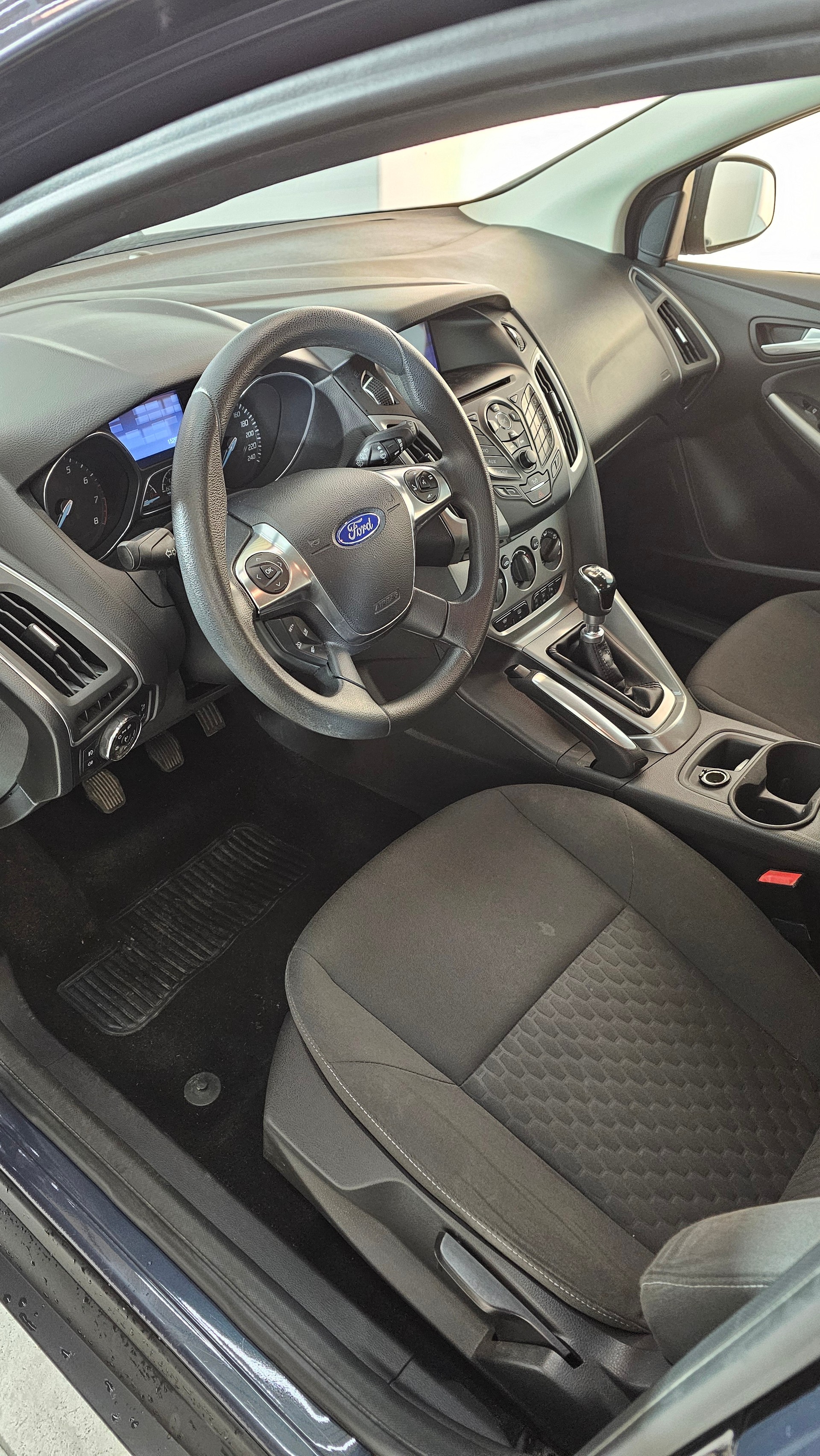 FORD Focus 1.0 SCTi Titanium, FRISCH AB MFK UND FRISCH AB SERVICE-image-8