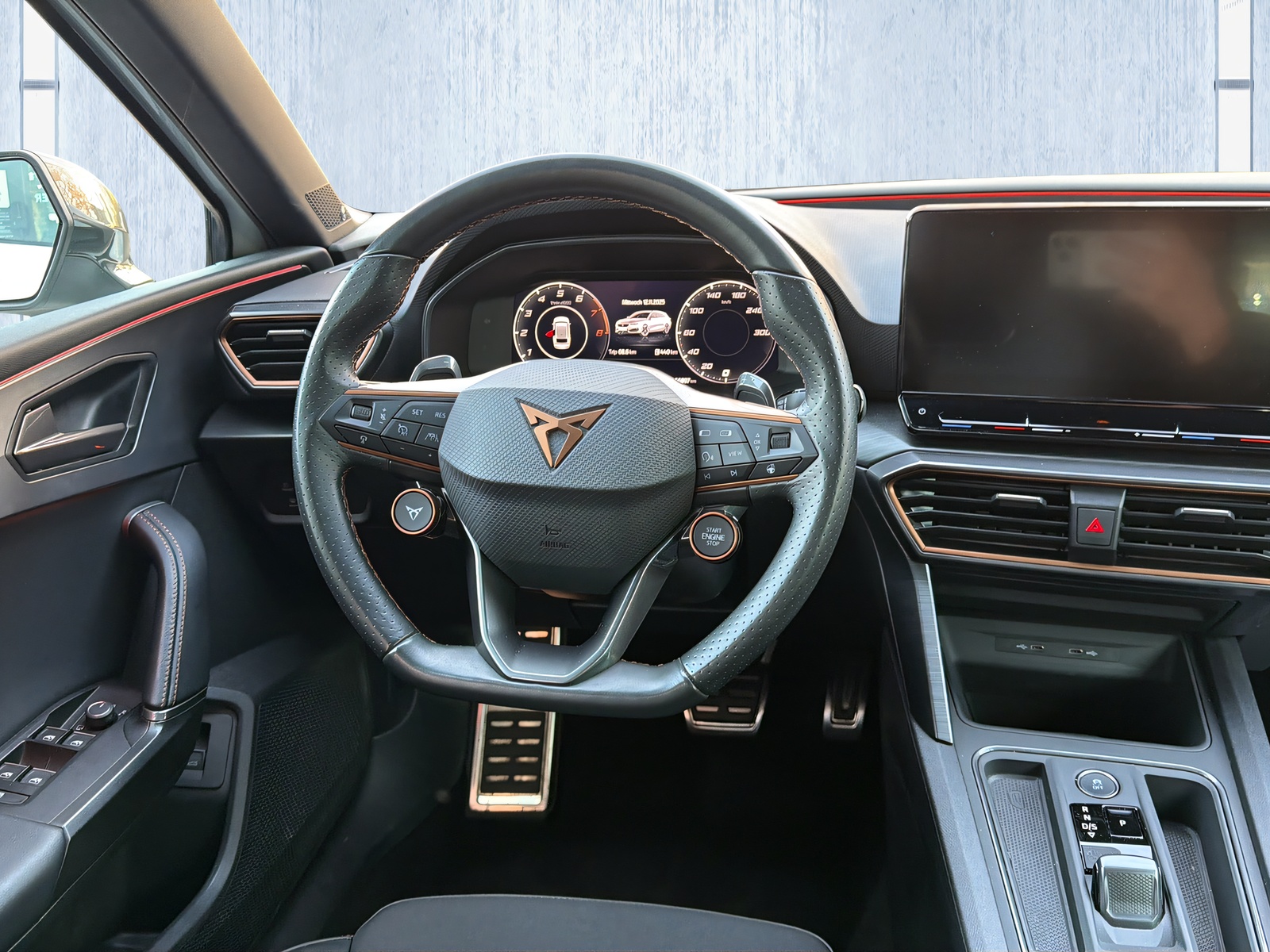 CUPRA LEON ST 2.0 TSI VZ DSG 4Drive-image-11