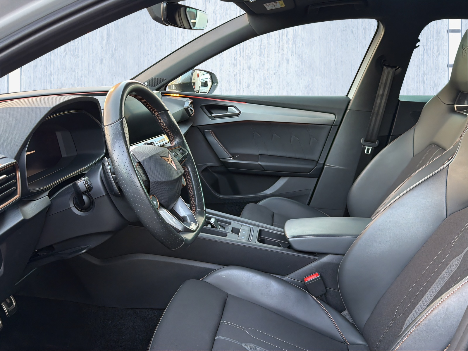 CUPRA LEON ST 2.0 TSI VZ DSG 4Drive-image-9