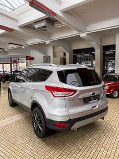 FORD Kuga 2.0 TDCi Titanium 4WD PowerShift-image-1