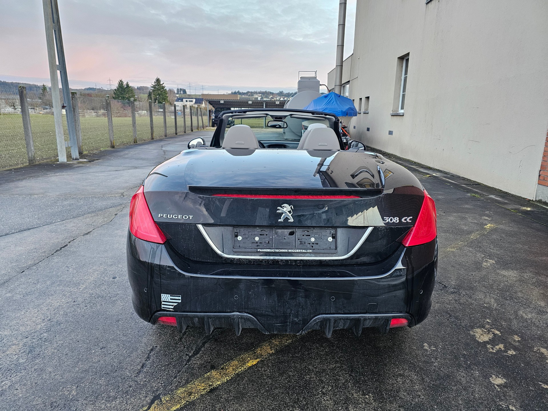 PEUGEOT 308 CC 1.6 16V Turbo Allure-image-3