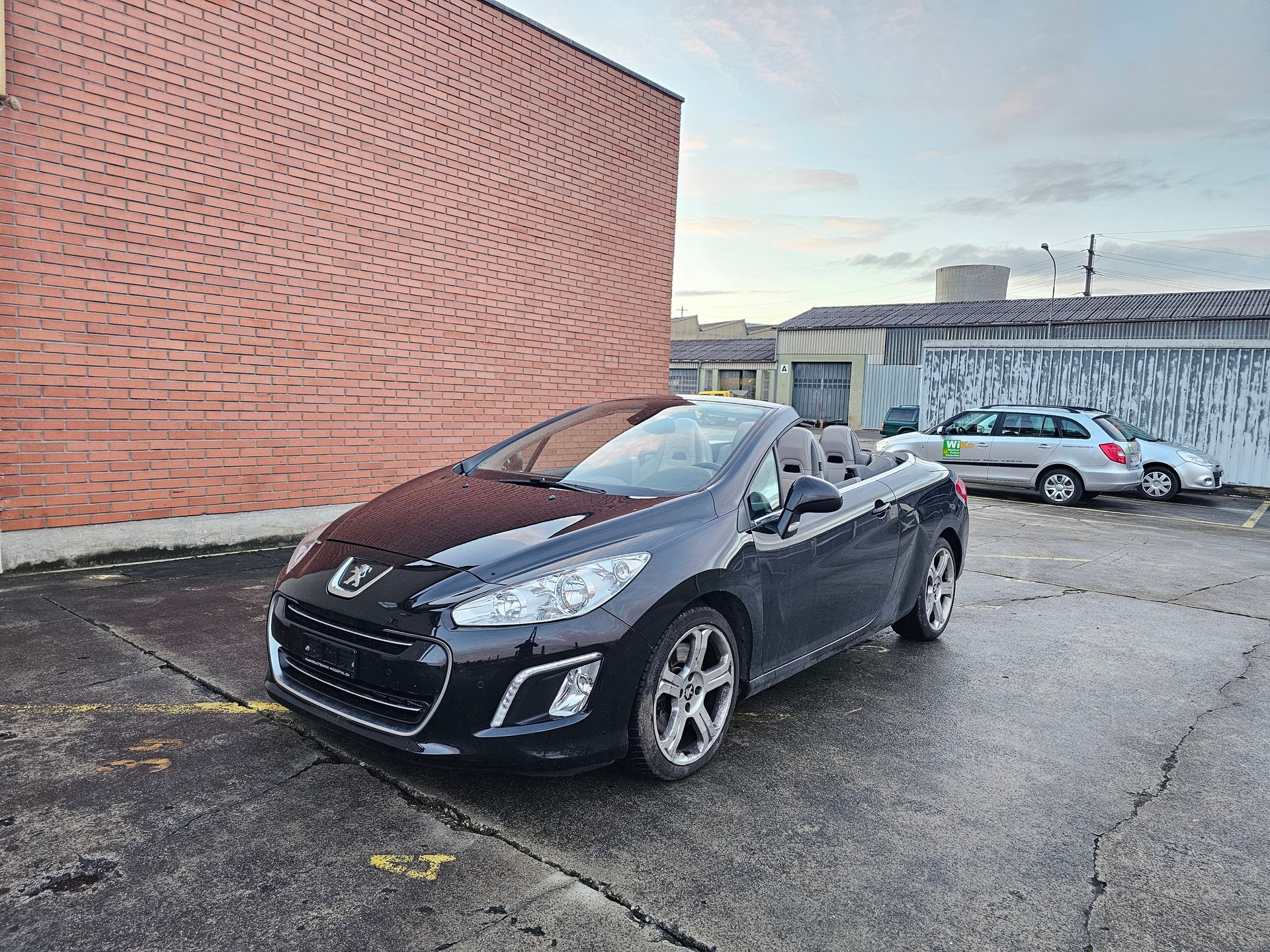 PEUGEOT 308 CC 1.6 16V Turbo Allure