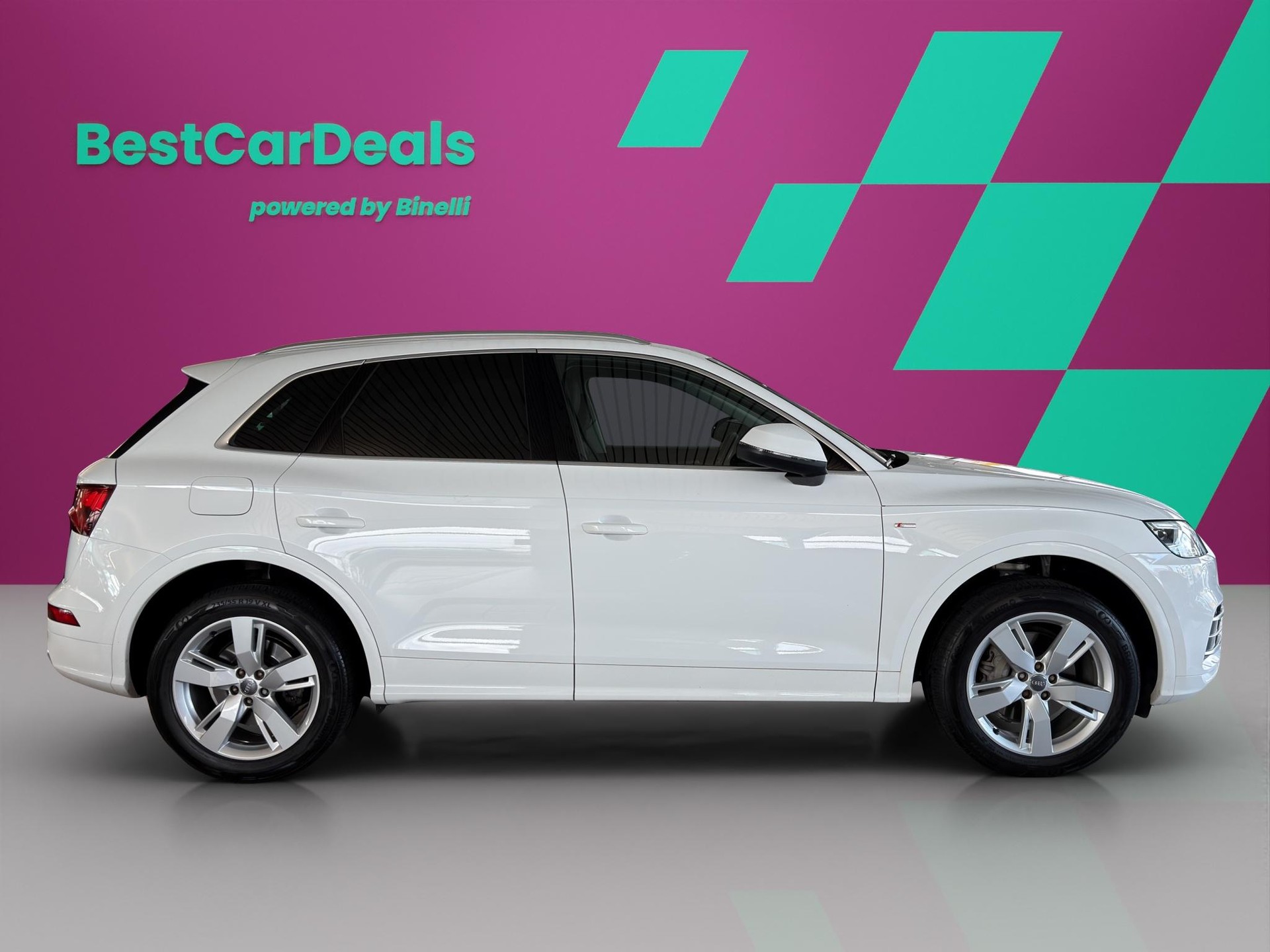 AUDI Q5 2.0 40 TDI Sport qu. S-Tronic-showroom-element-1