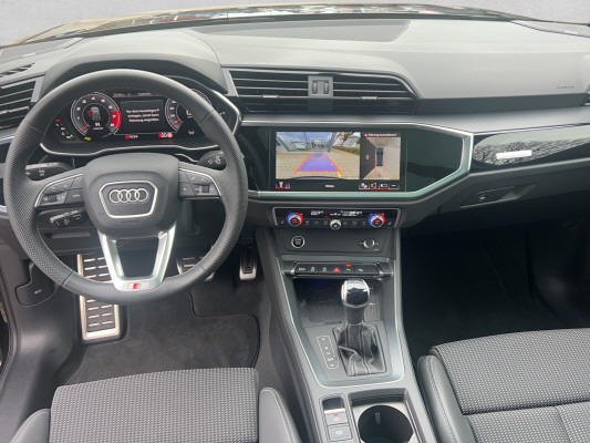 AUDI Q3 SB 45 TFSI S line qu-image-10