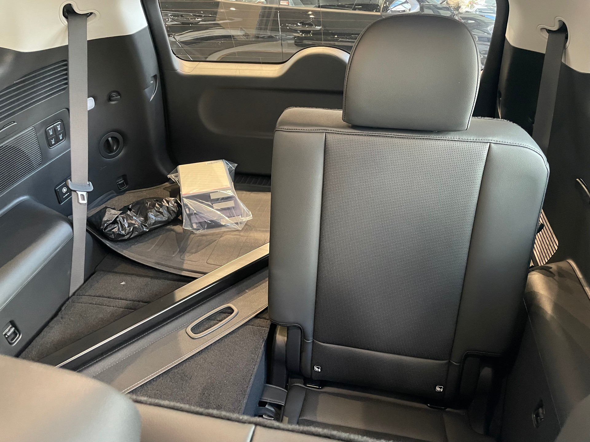 HYUNDAI Ioniq 9 110kWh Vertex 4WD-image-15