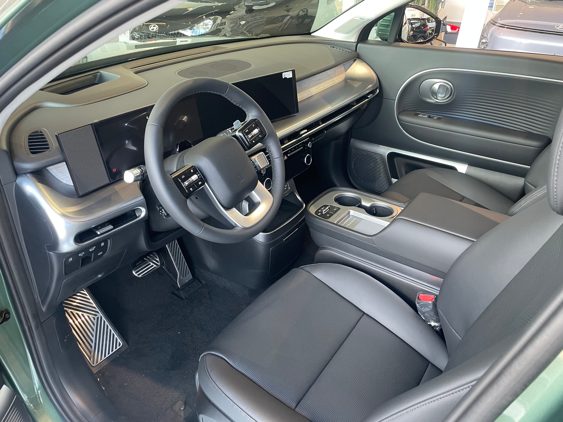 HYUNDAI Ioniq 9 110kWh Vertex 4WD-image-7