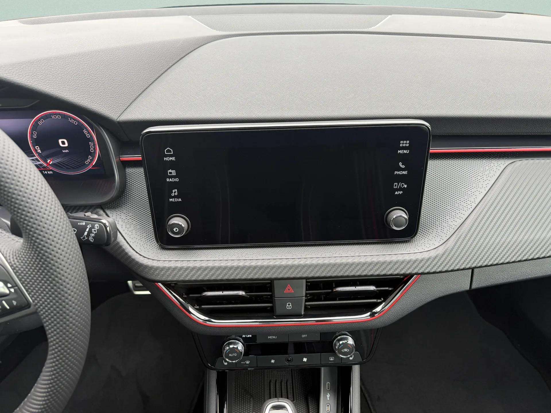 SKODA Scala 1.0 TSI Monte Carlo DSG-image-13