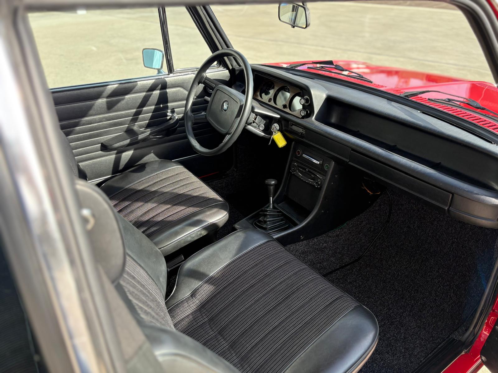 BMW 2002-image-6