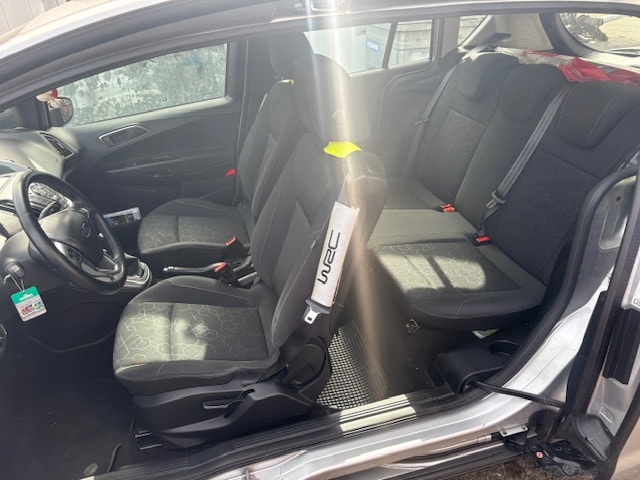 FORD B-Max 1.0 SCTi Trend-image-7