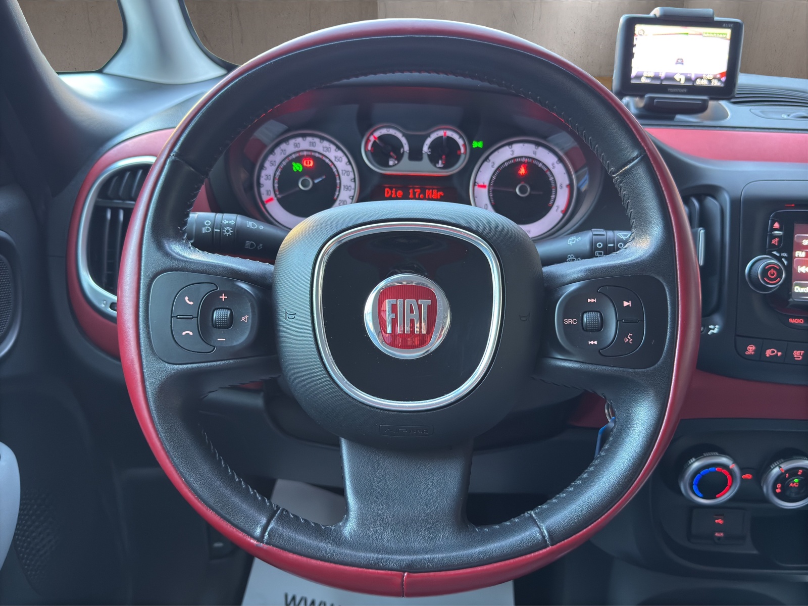 FIAT 500L 0.9 Twinair turbo Pop Star-image-13