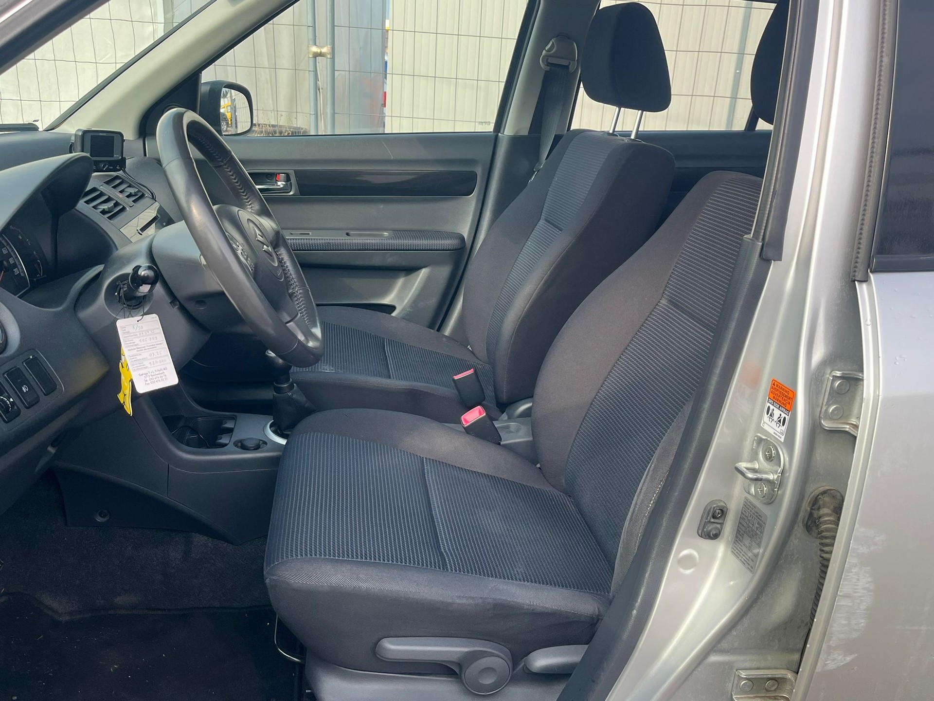 SUZUKI Swift 1.3i 16V GL 4x4-image-8