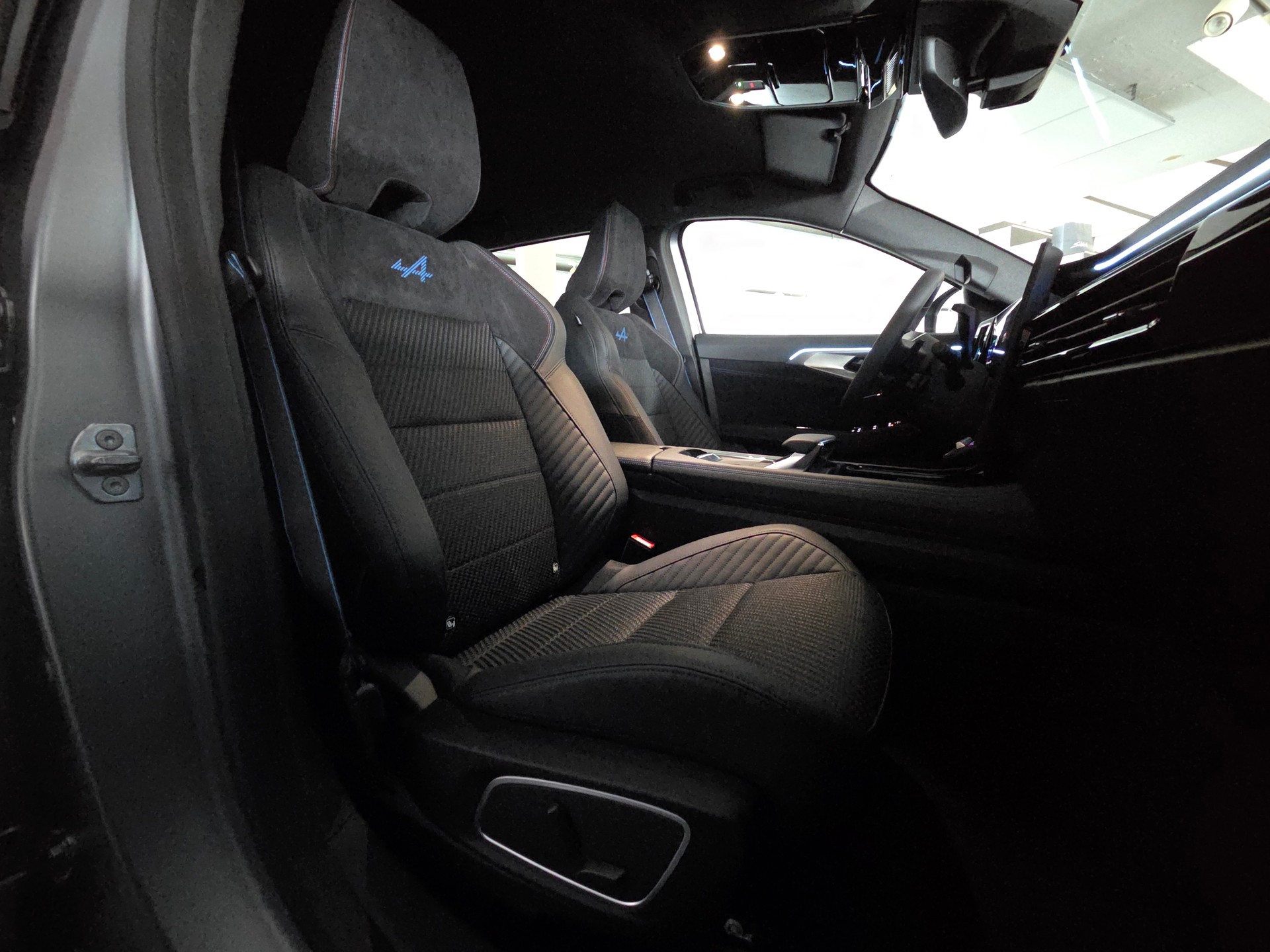 RENAULT Austral 1.2 E-Tech esprit Alpine-image-14