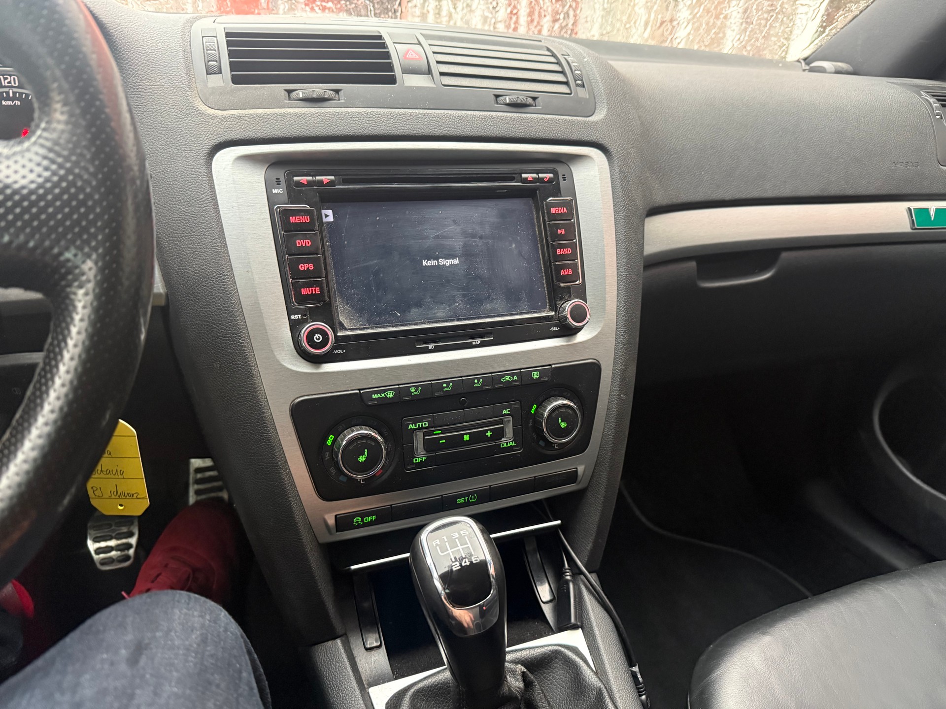 SKODA Octavia Combi 2.0 TDI RS-image-7