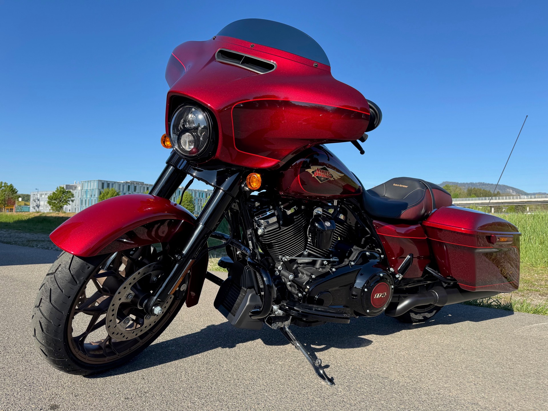 HARLEY-DAVIDSON FLHXSANV Street Glide Special Anniversary 114-showroom-element-2