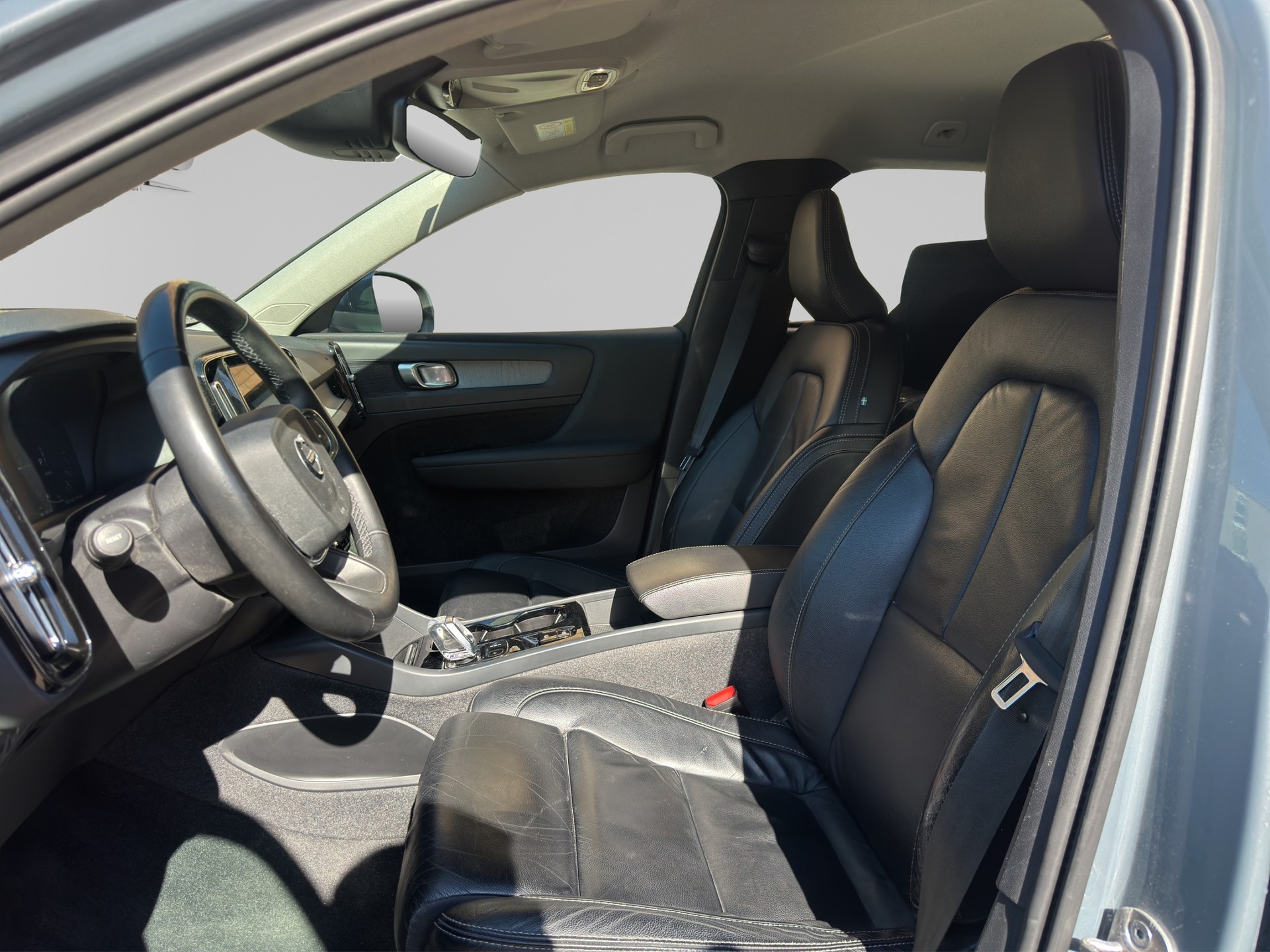 VOLVO XC40 T5 TwE Inscription Expression DCT-image-8