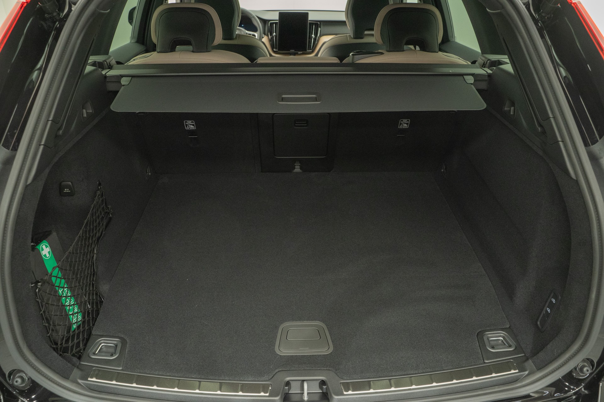 VOLVO XC60 2.0 T8 TE Ultra Bright eAWD-image-4