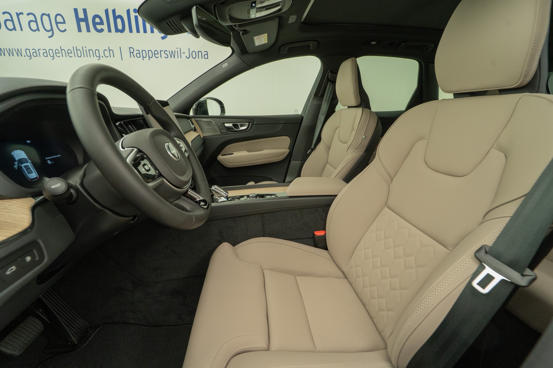 VOLVO XC60 2.0 T8 TE Ultra Bright eAWD-image-7