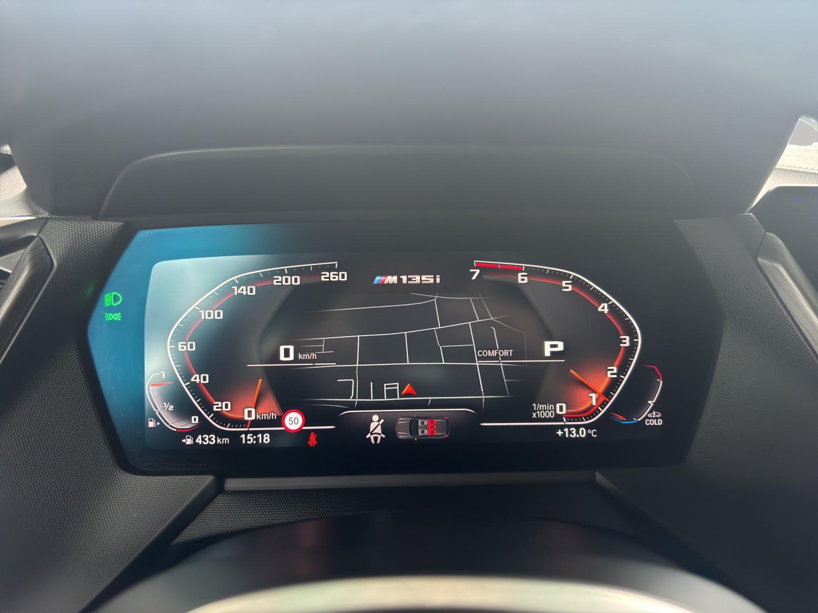 BMW M135i xDrive-image-8