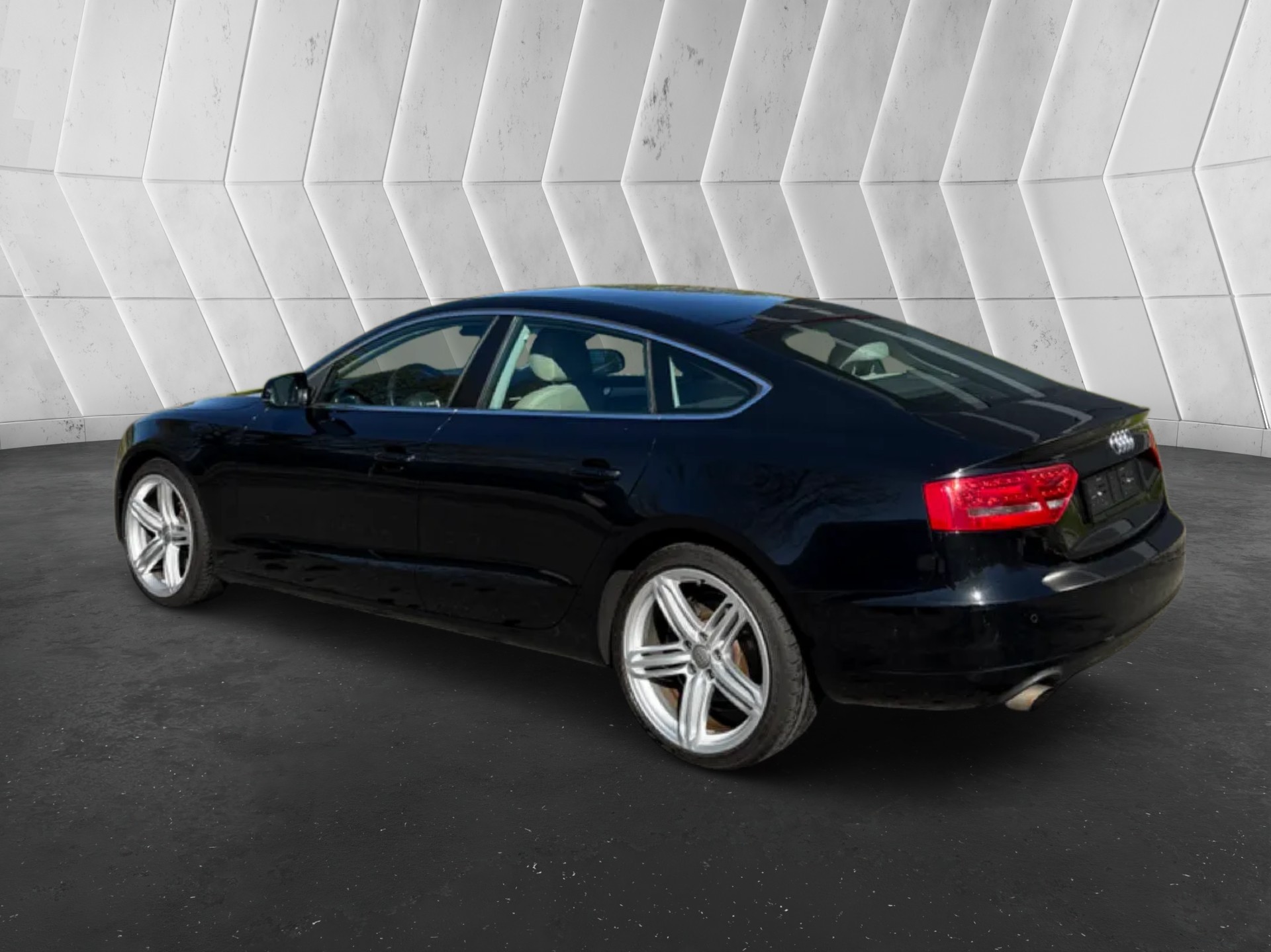 AUDI A5 Sportback 2.0 TFSI quattro S-tronic-image-9
