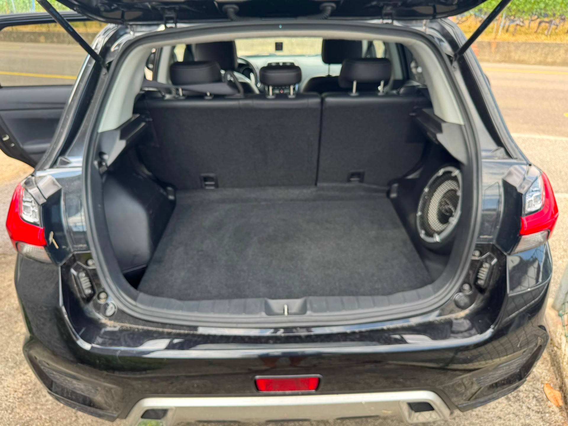 MITSUBISHI ASX 2.0 MIVEC Value 4WD Automat-image-5