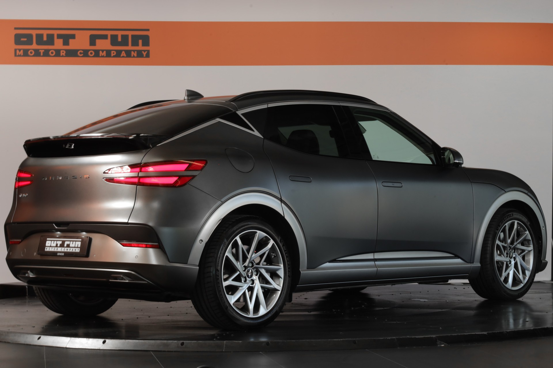 GENESIS GV60 77.4 kWh Sport AWD-image-5