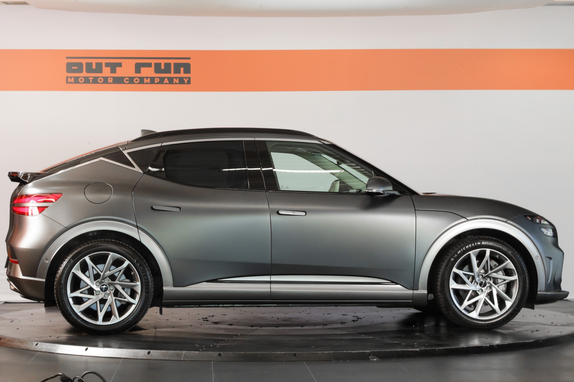 GENESIS GV60 77.4 kWh Sport AWD-image-6