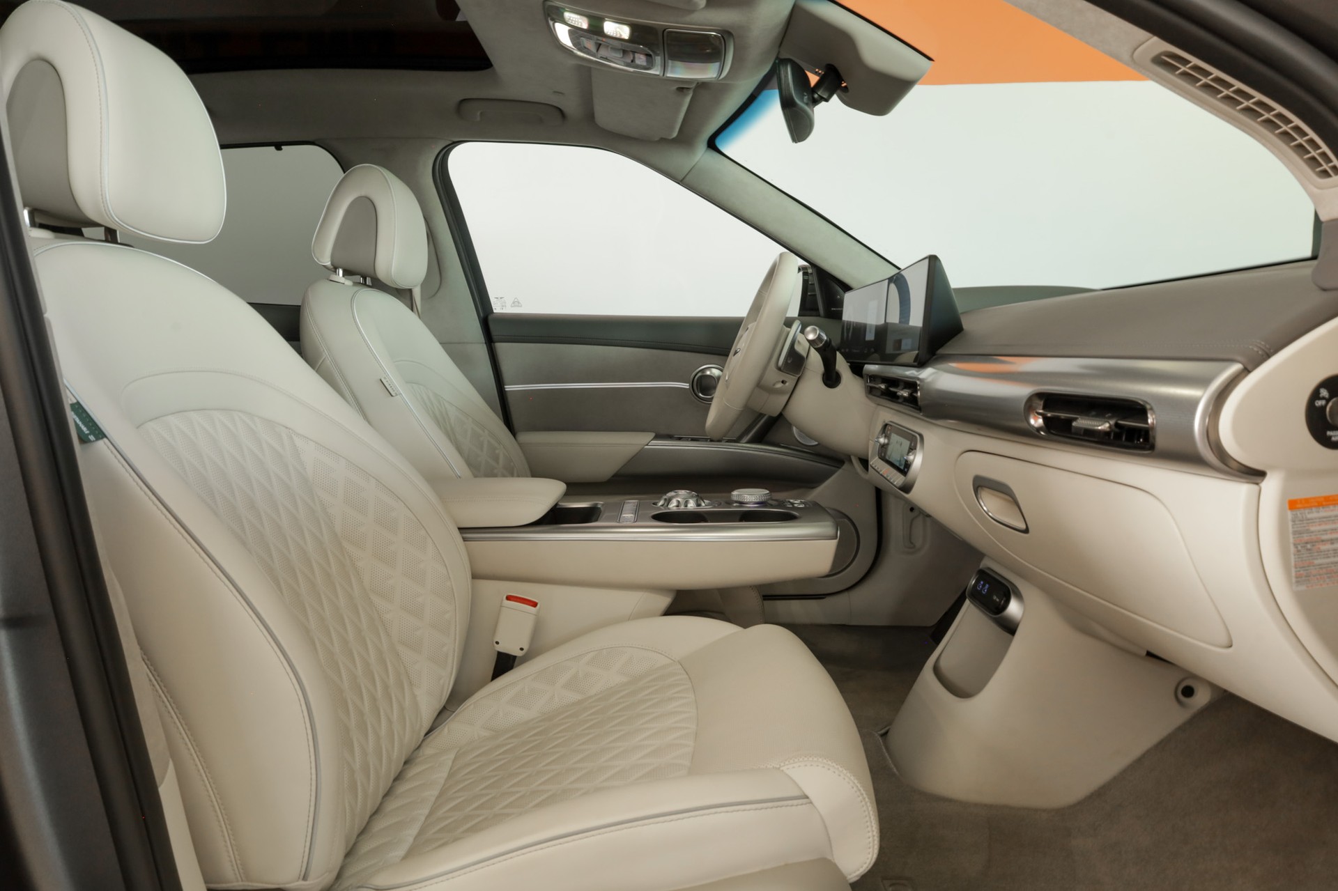 GENESIS GV60 77.4 kWh Sport AWD-image-10