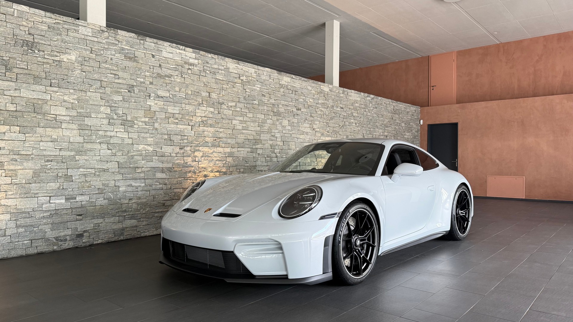PORSCHE 911 GT3 PDK Touring 2026-image-11
