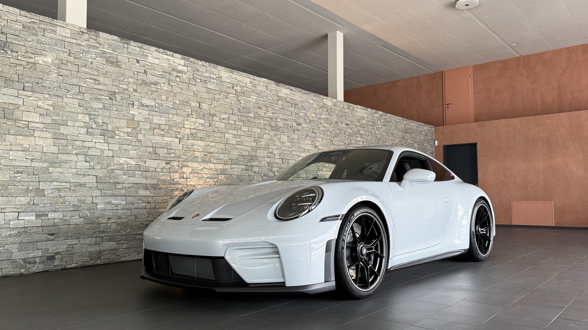PORSCHE 911 GT3 PDK Touring 2026-image-9