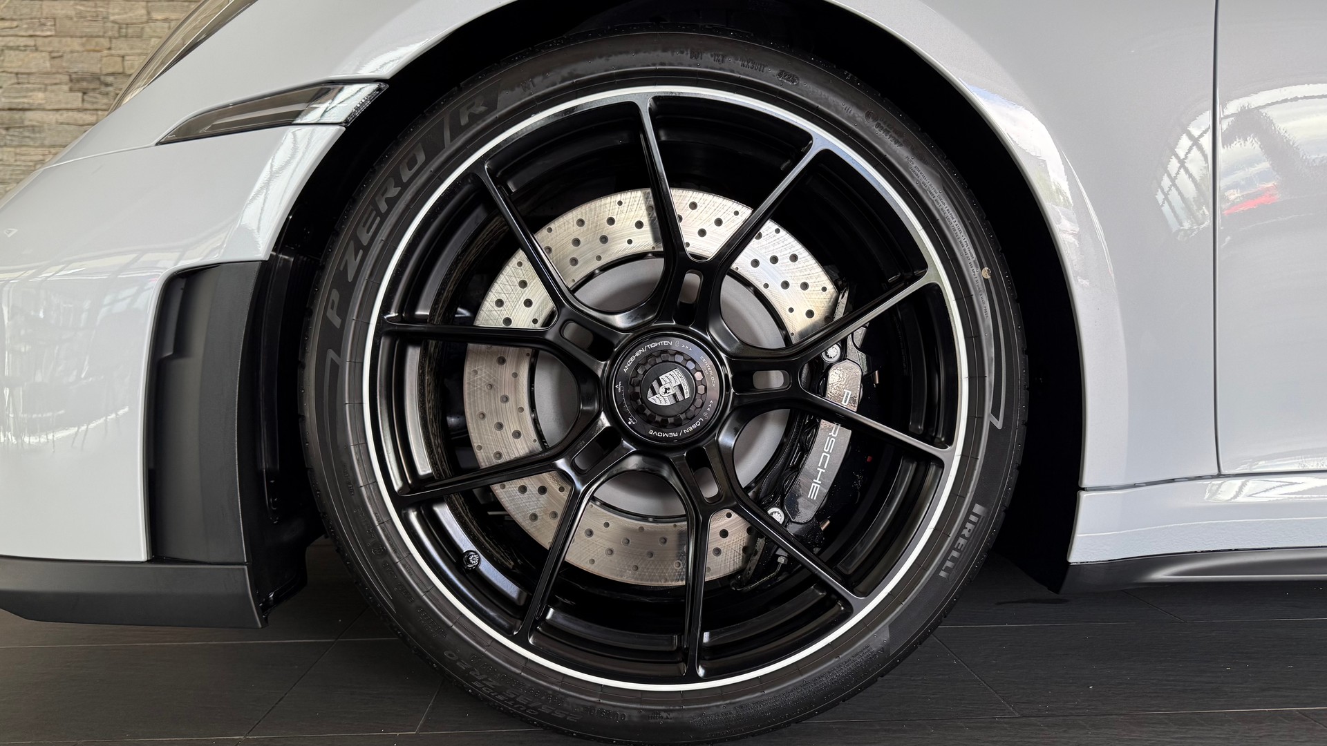 PORSCHE 911 GT3 PDK Touring 2026-image-16