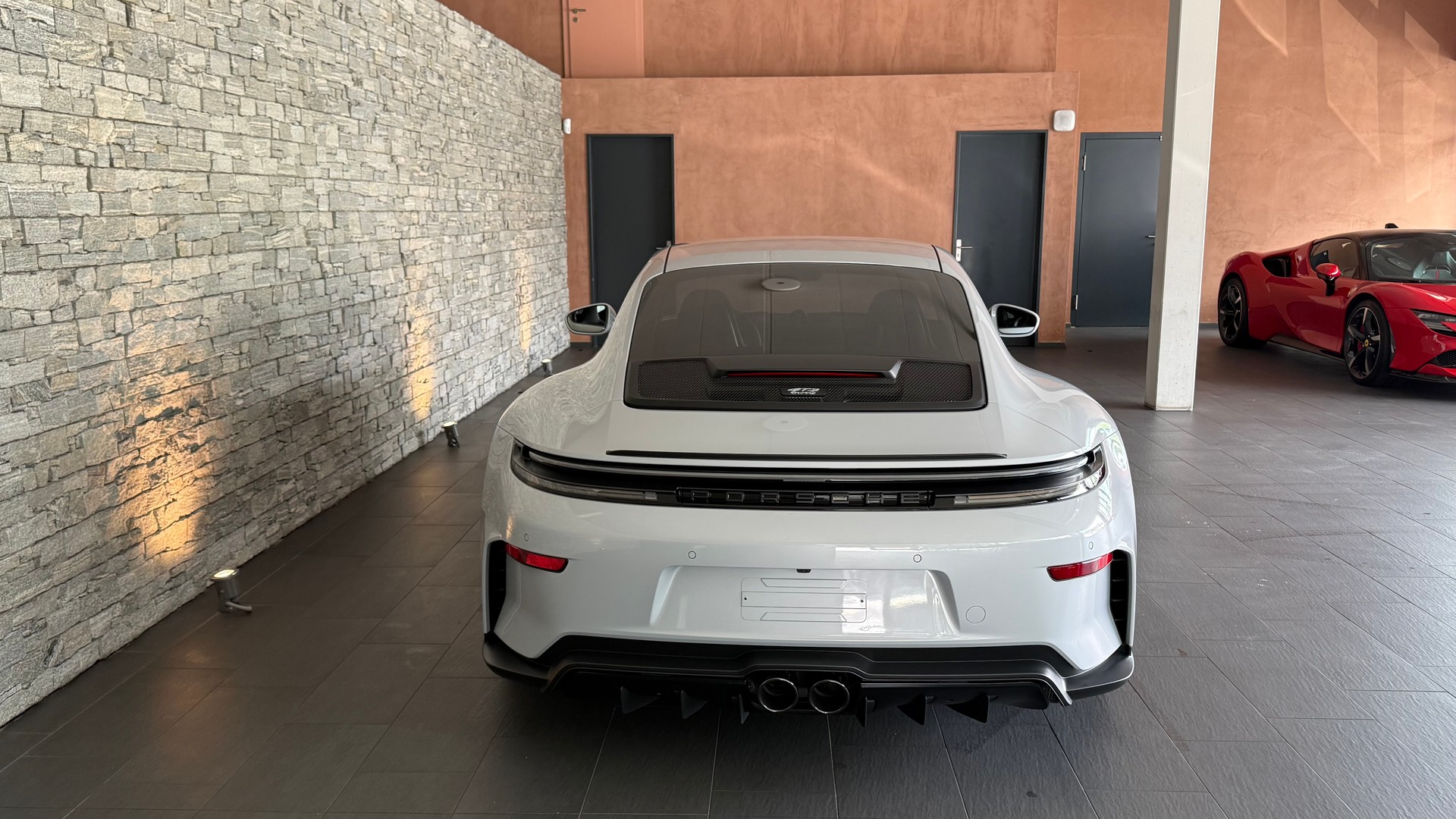 PORSCHE 911 GT3 PDK Touring 2026-image-10
