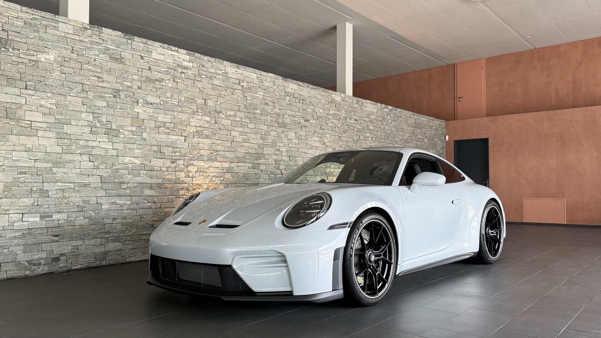 PORSCHE 911 GT3 PDK Touring 2026-image-4