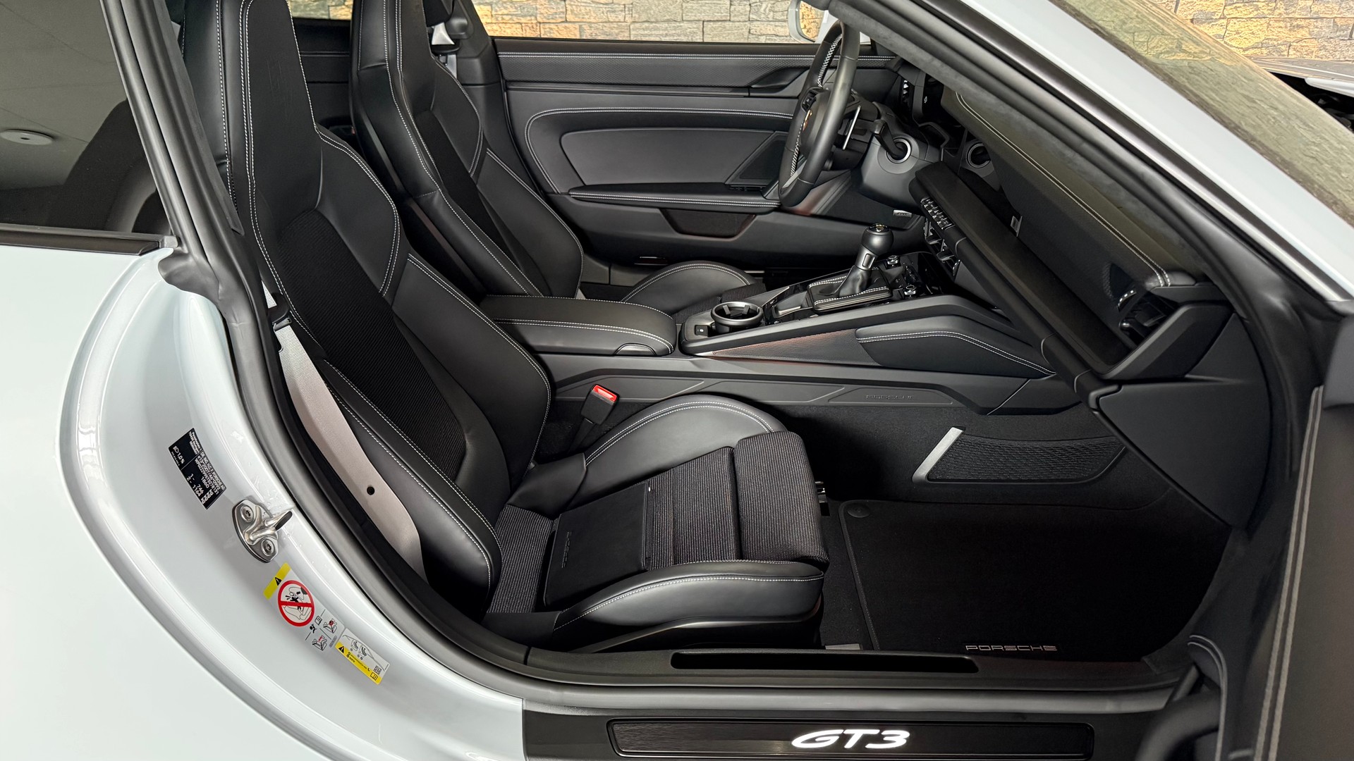 PORSCHE 911 GT3 PDK Touring 2026-image-19