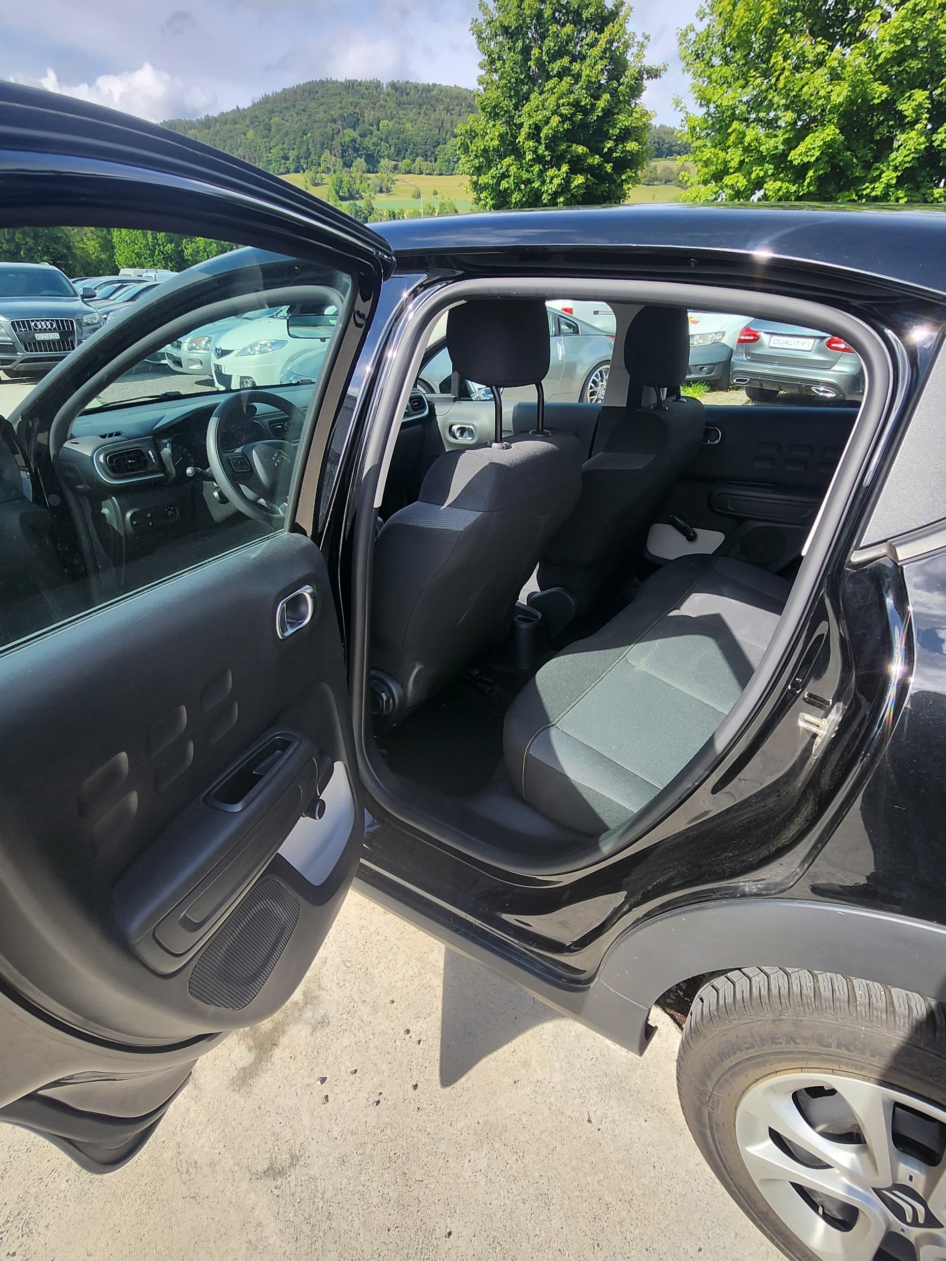 CITROEN C3 1.2i PureTech Feel-image-9