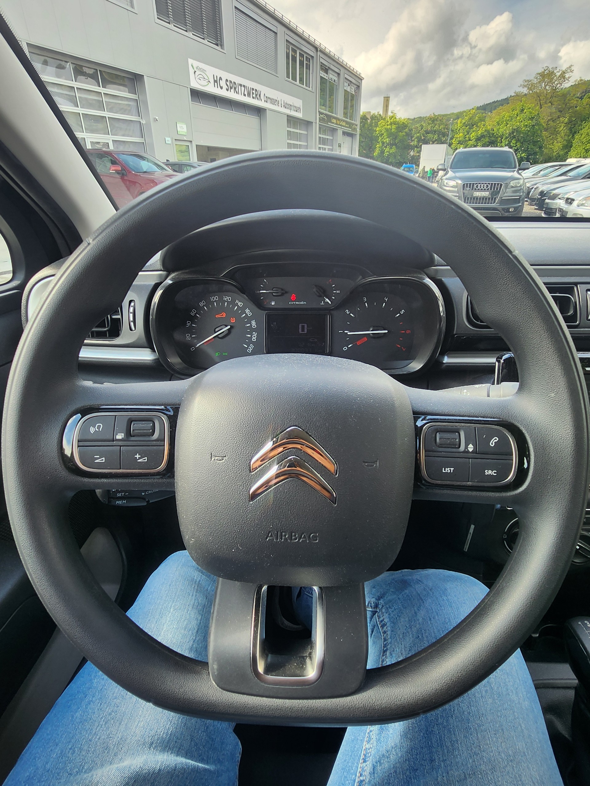 CITROEN C3 1.2i PureTech Feel-image-14