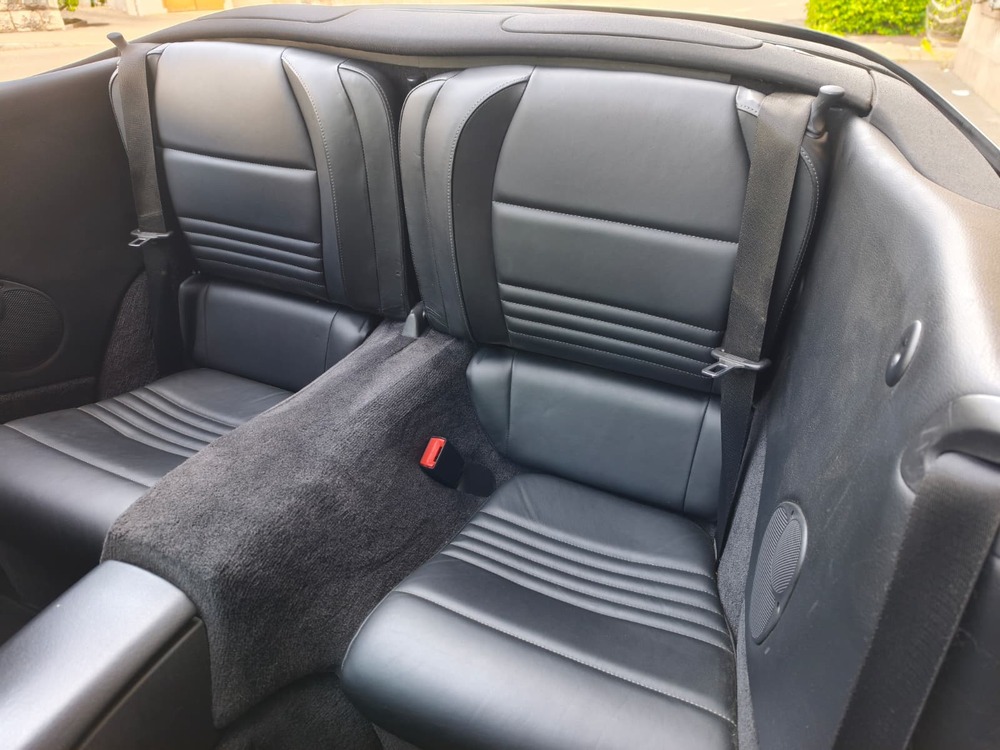 PORSCHE 911 Carrera-image-8