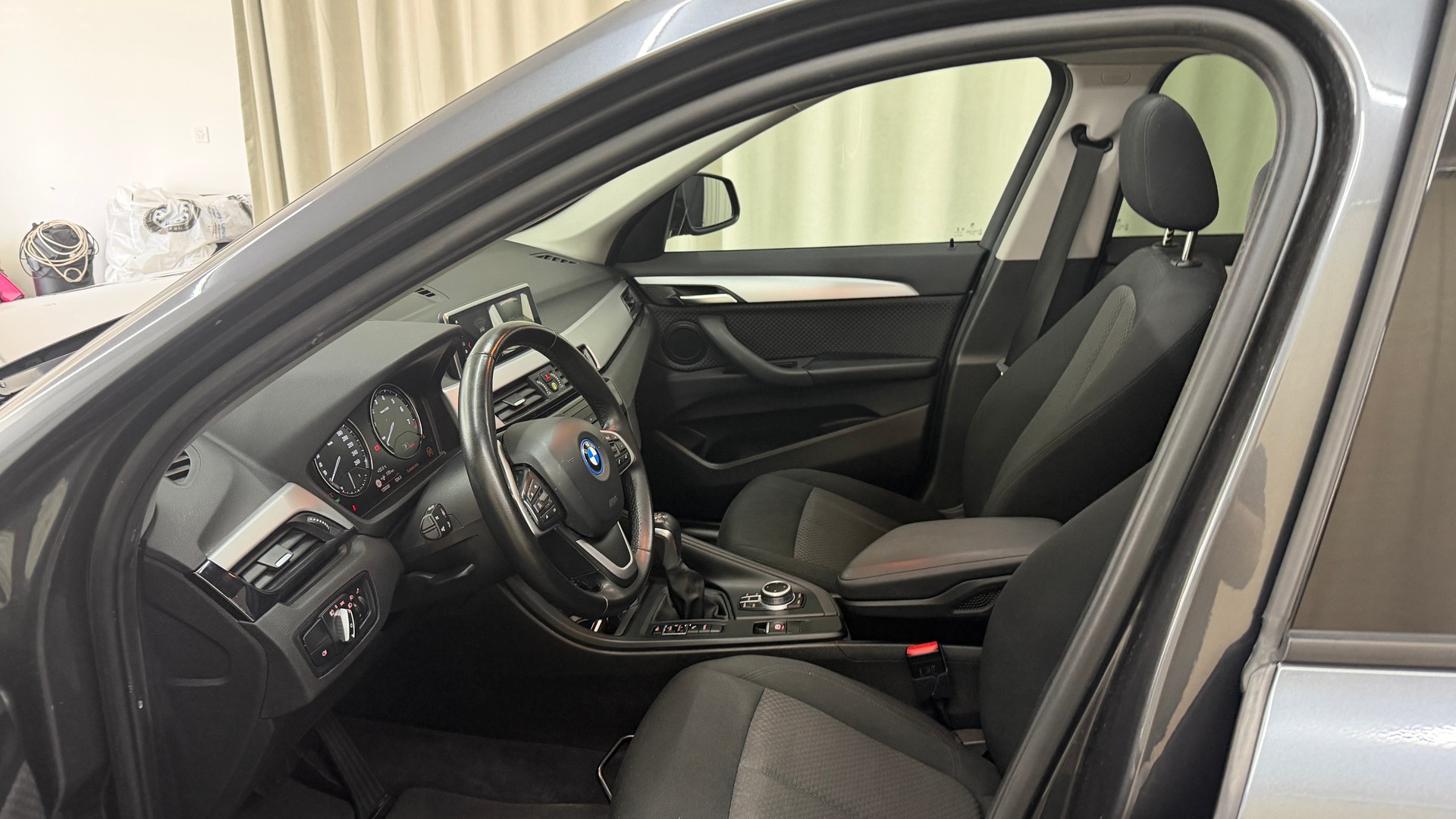BMW X1 xDrive 25e Steptronic-image-6