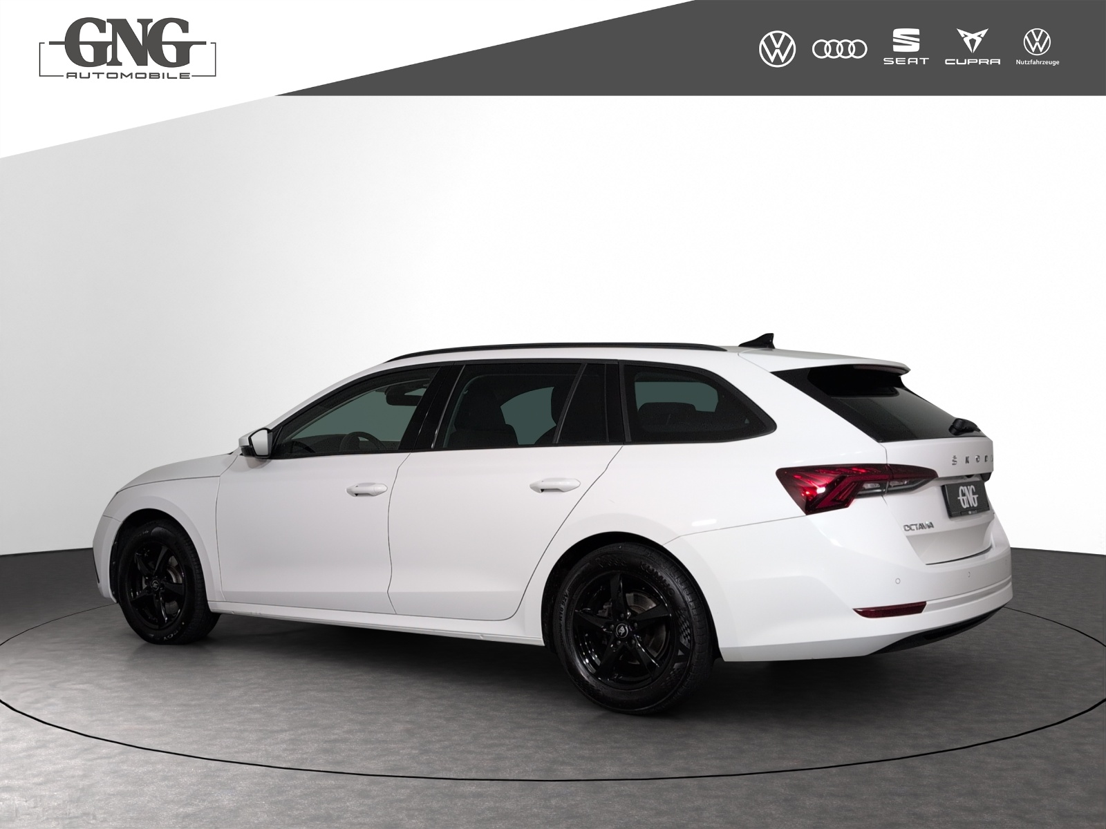 SKODA Octavia Combi 2.0 TDI DSG Ambition 4x4-showroom-element-1