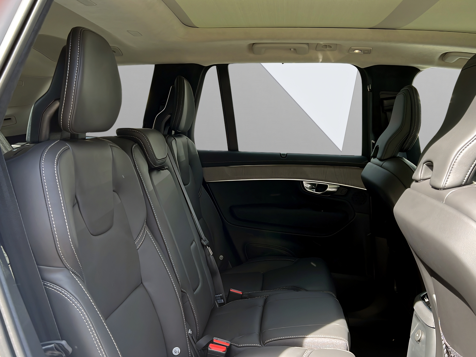 VOLVO XC90 T8 eAWD PluginHybrid Ultra Dark Geartronic-image-9