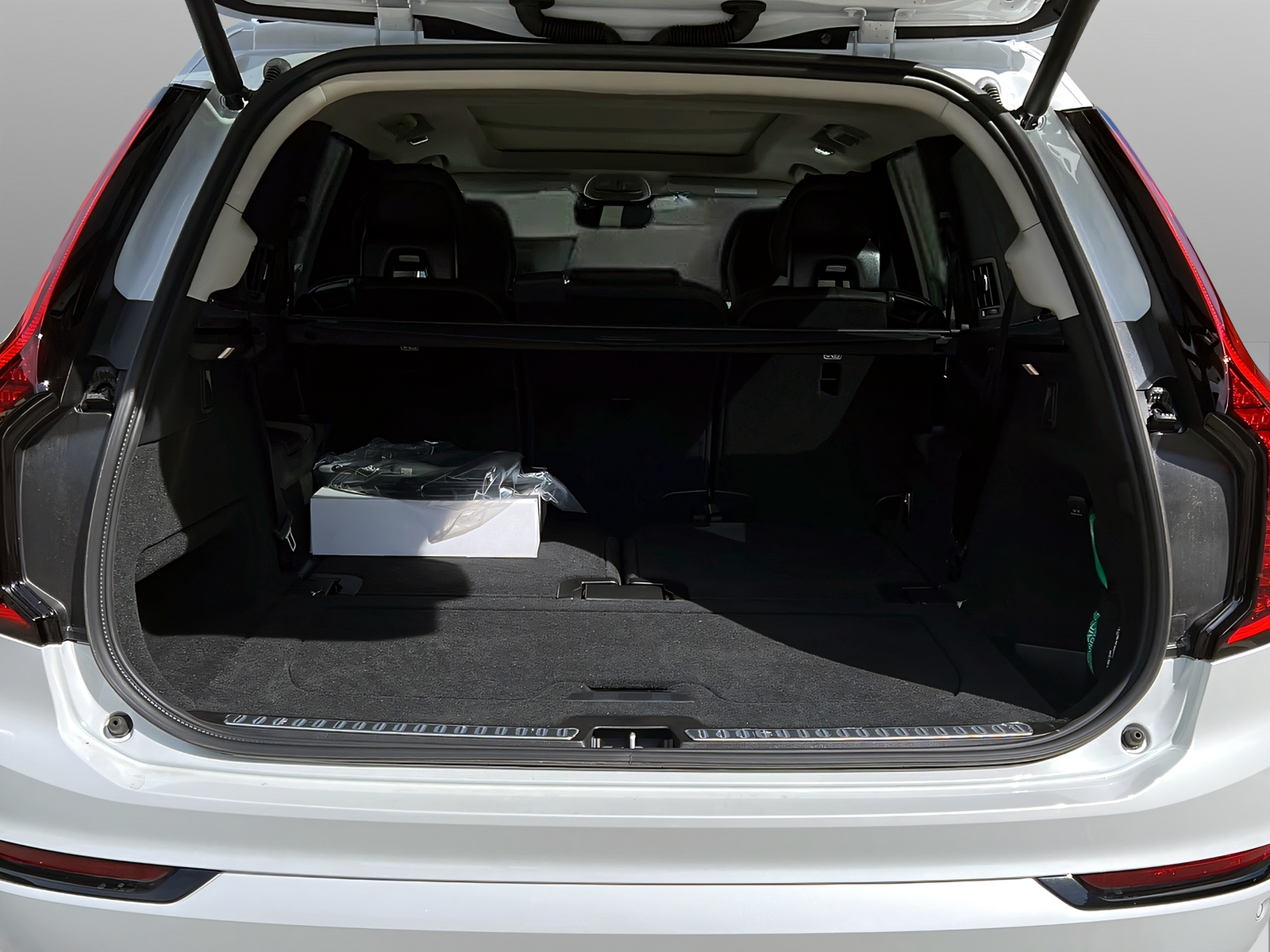 VOLVO XC90 T8 eAWD PluginHybrid Ultra Dark Geartronic-image-14