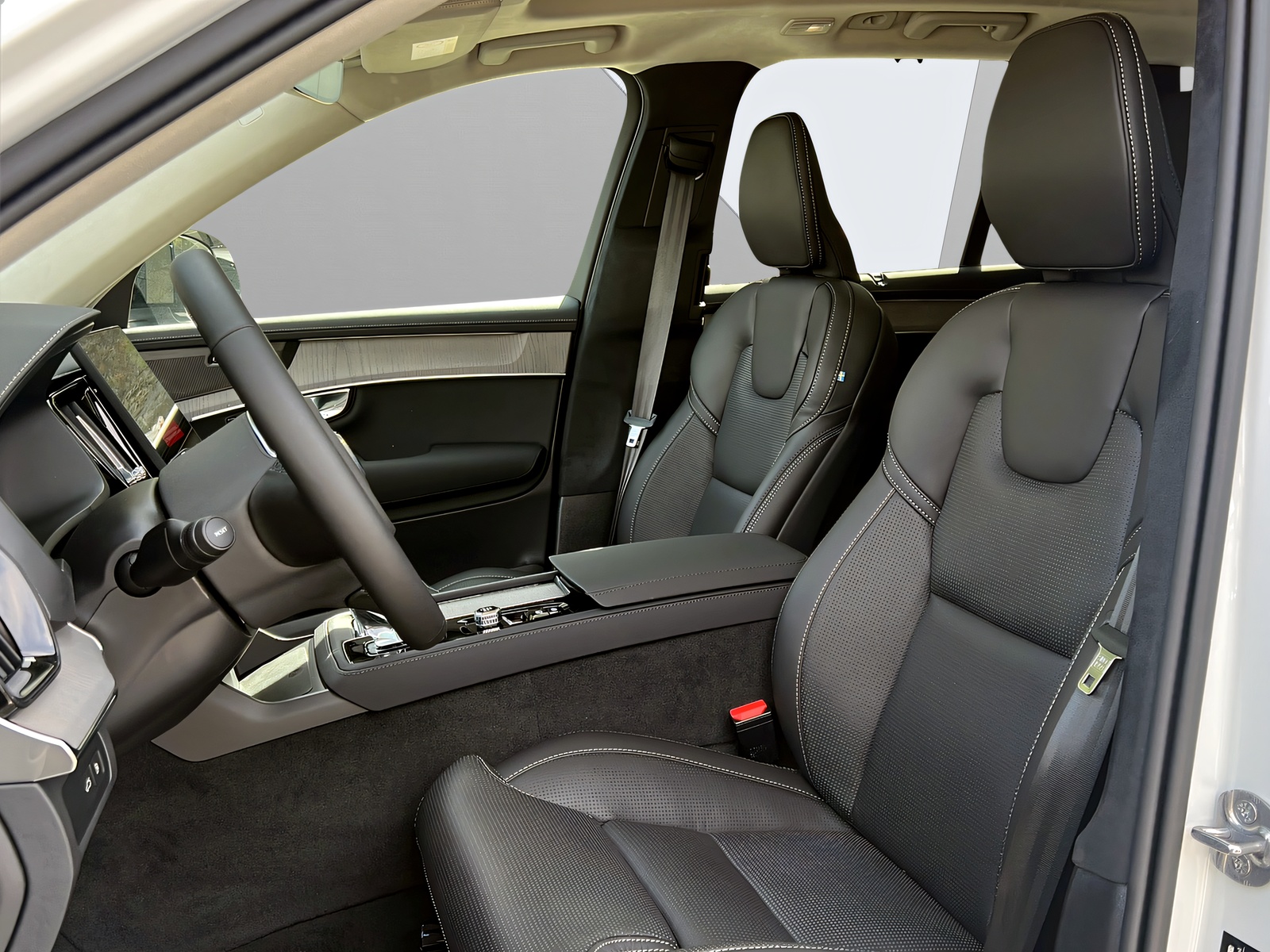 VOLVO XC90 T8 eAWD PluginHybrid Ultra Dark Geartronic-image-11