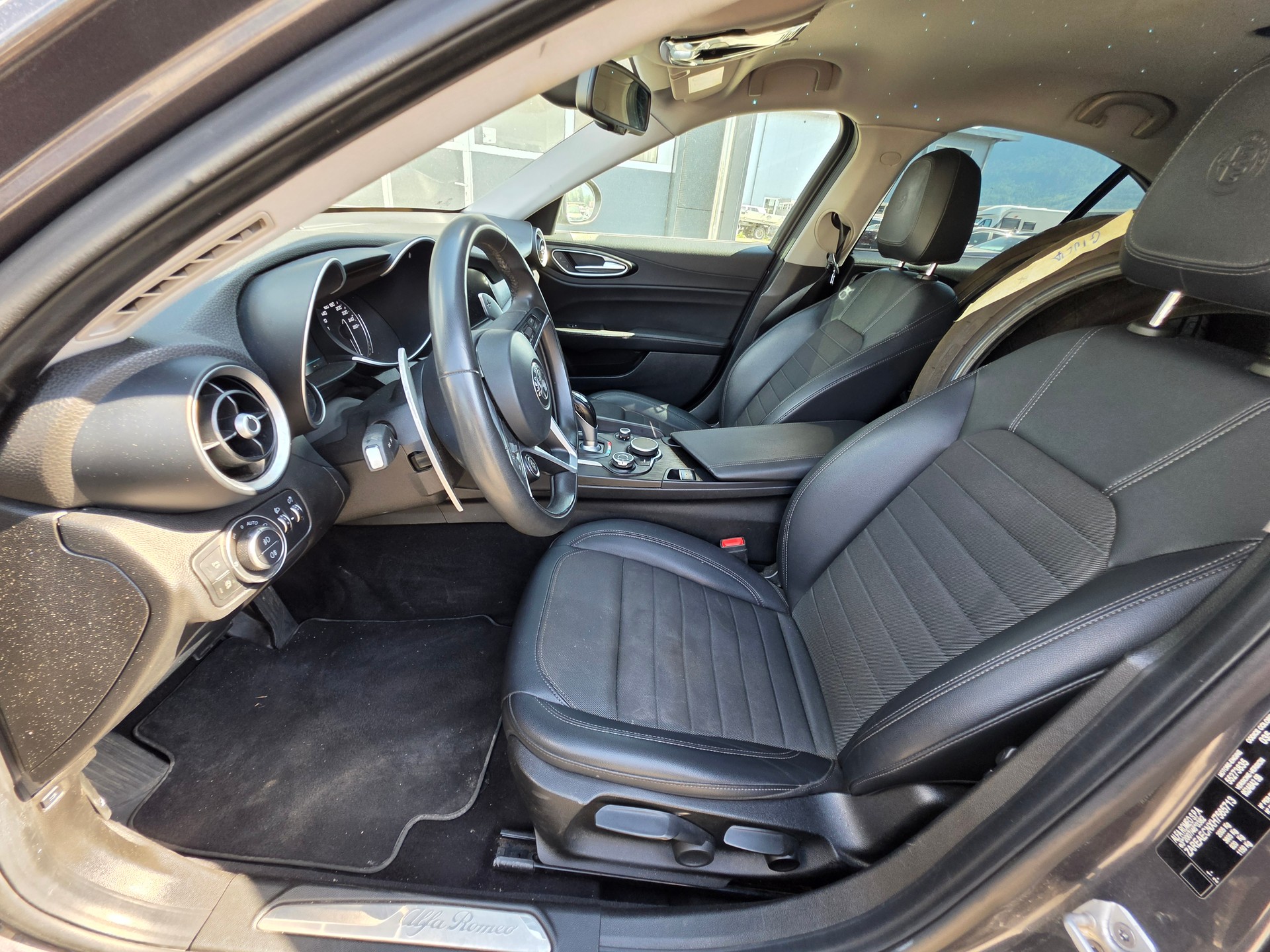 ALFA ROMEO Giulia 2.0 Automatic-image-8