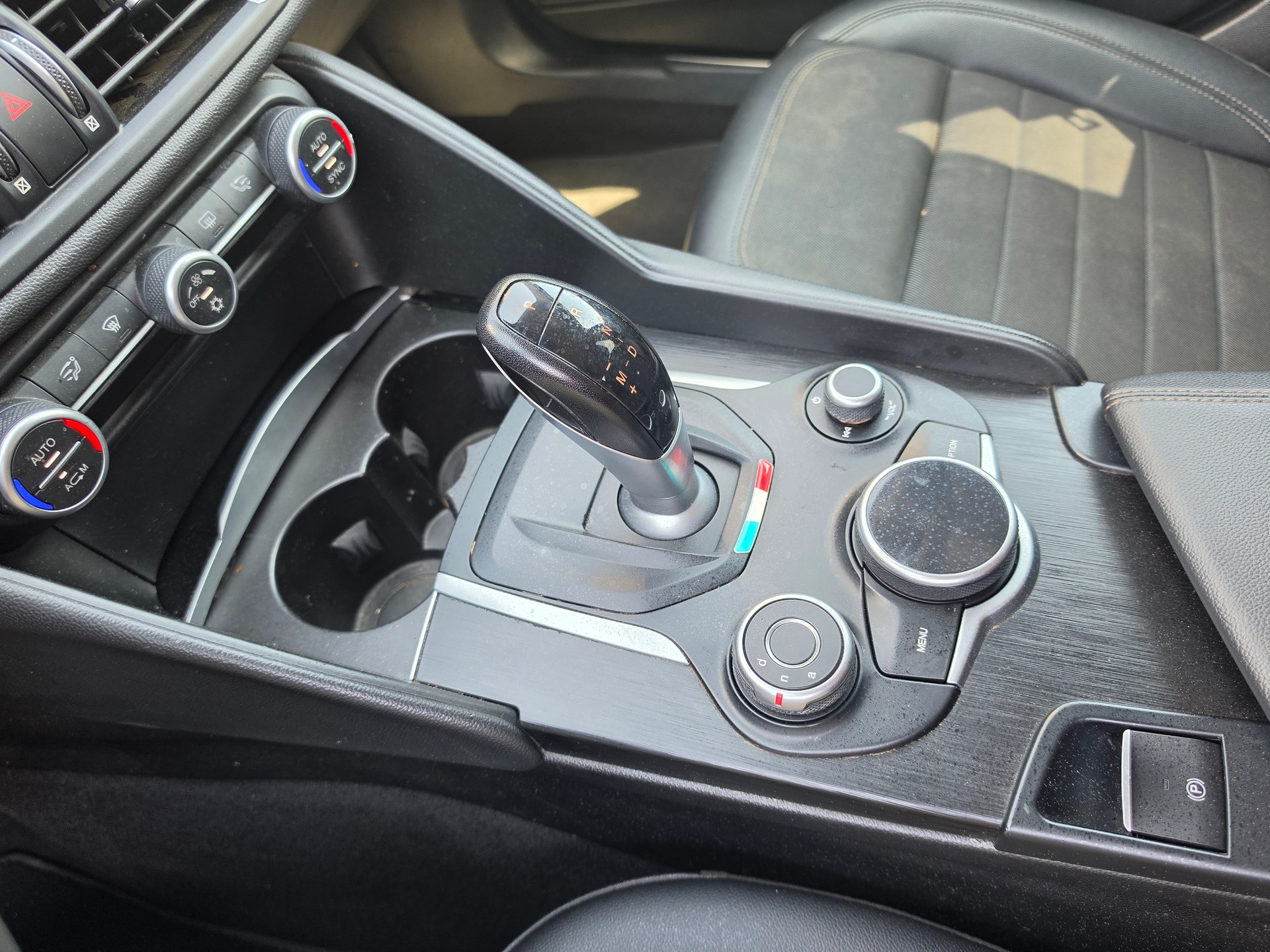 ALFA ROMEO Giulia 2.0 Automatic-image-10